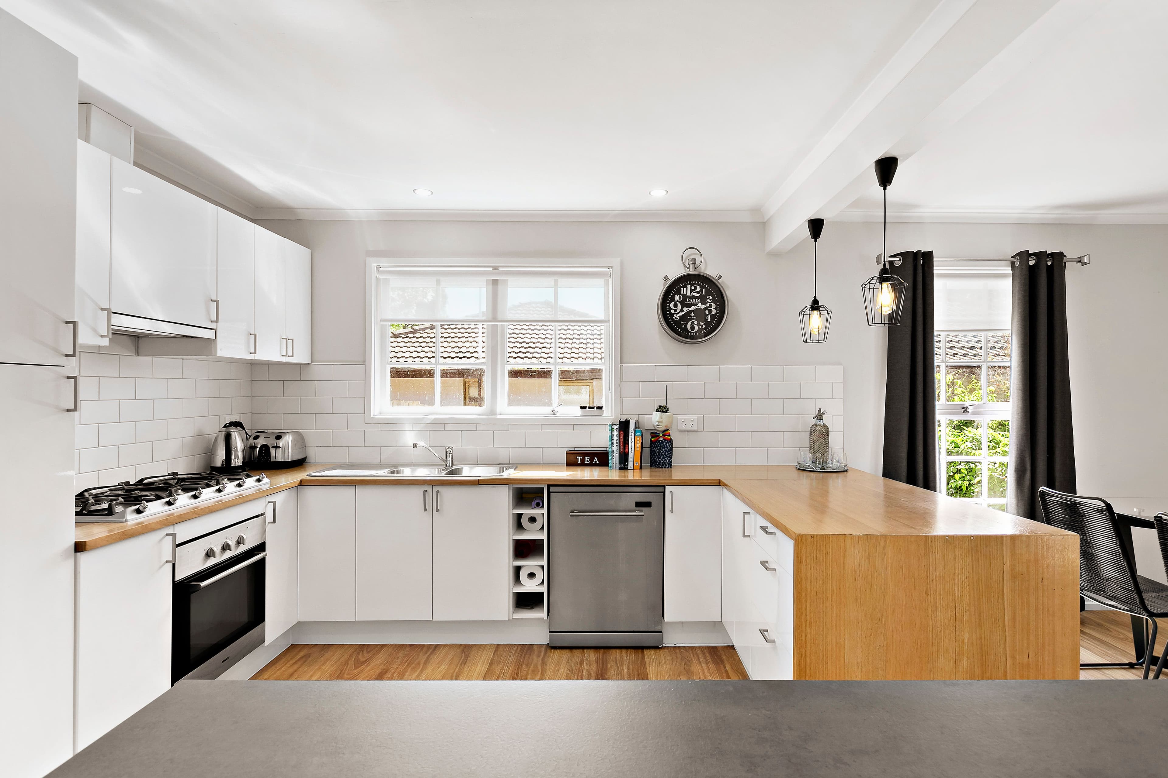 24 Ellis Street, Frankston VIC 3199, Frankston - Thumbnail 5