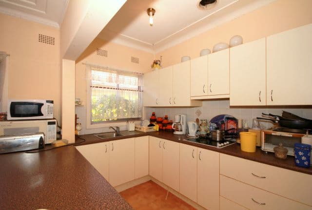 37 Brodie Street, YAGOONA NSW 2199, Yagoona - Thumbnail 3