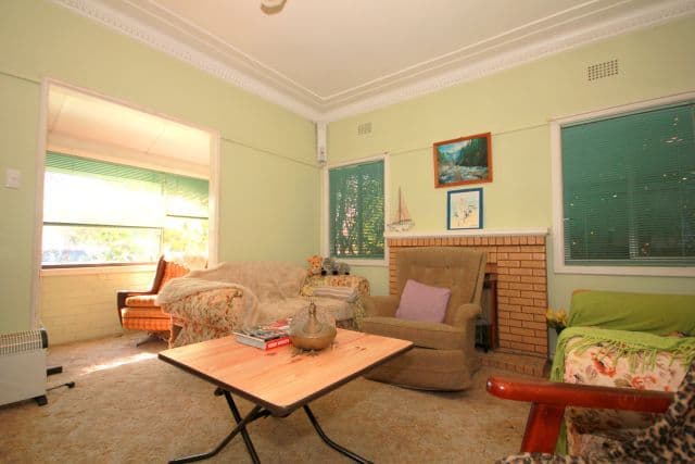 37 Brodie Street, YAGOONA NSW 2199, Yagoona - Thumbnail 4