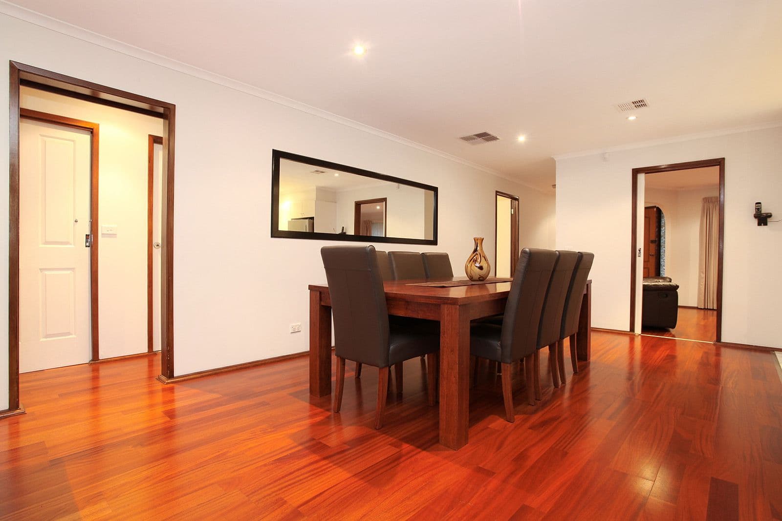 54 SPELLMAN Avenue, SYDENHAM VIC 3037, Sydenham - Thumbnail 2