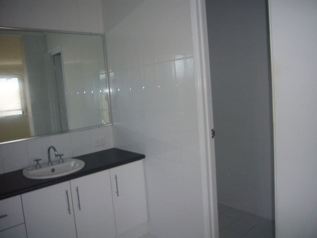 32 Yolanda Edge, WANDINA WA 6530, Wandina - Thumbnail 8