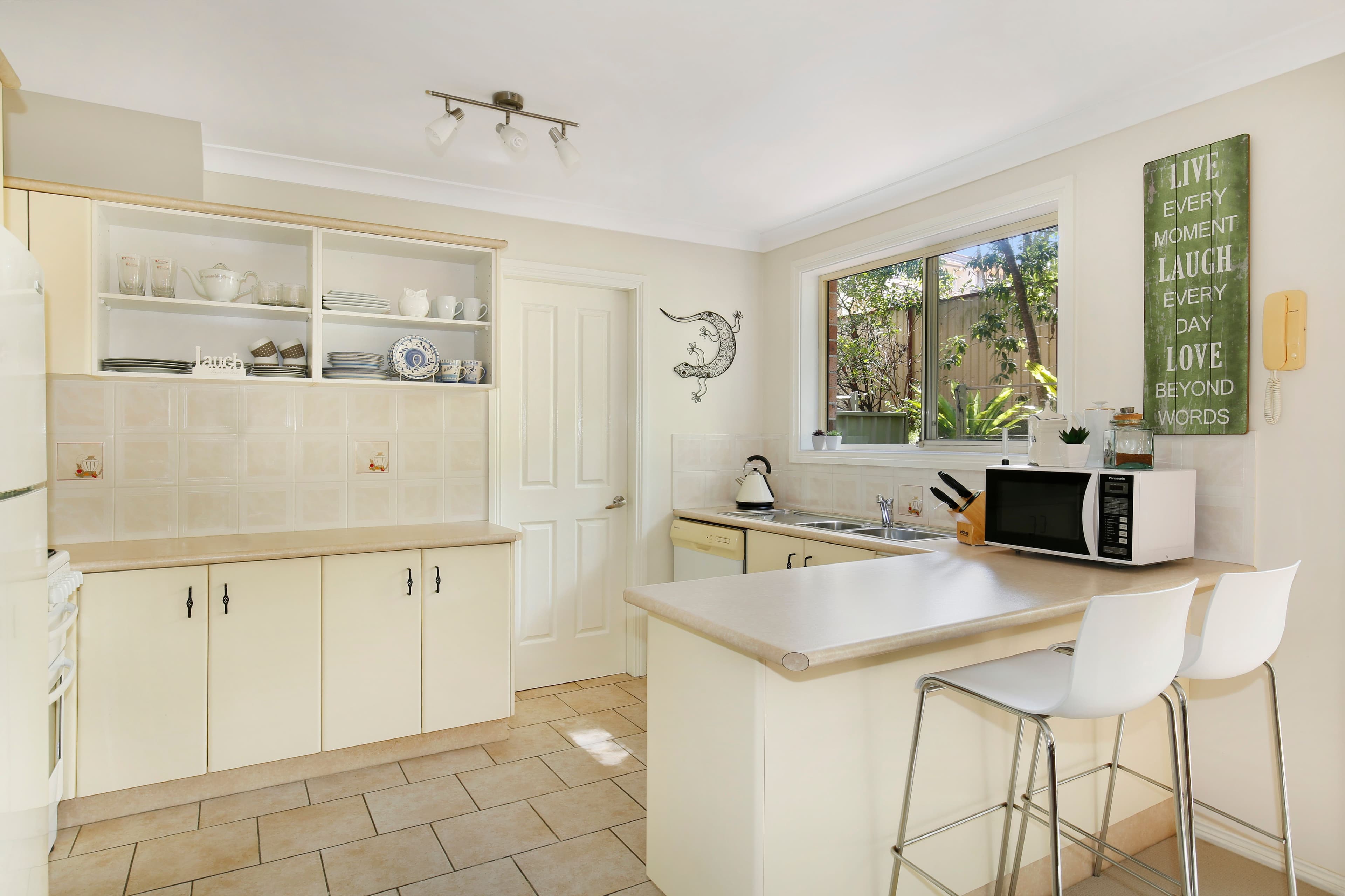 41-43 Robertson Street, Coniston NSW 2500, Coniston - Thumbnail 2