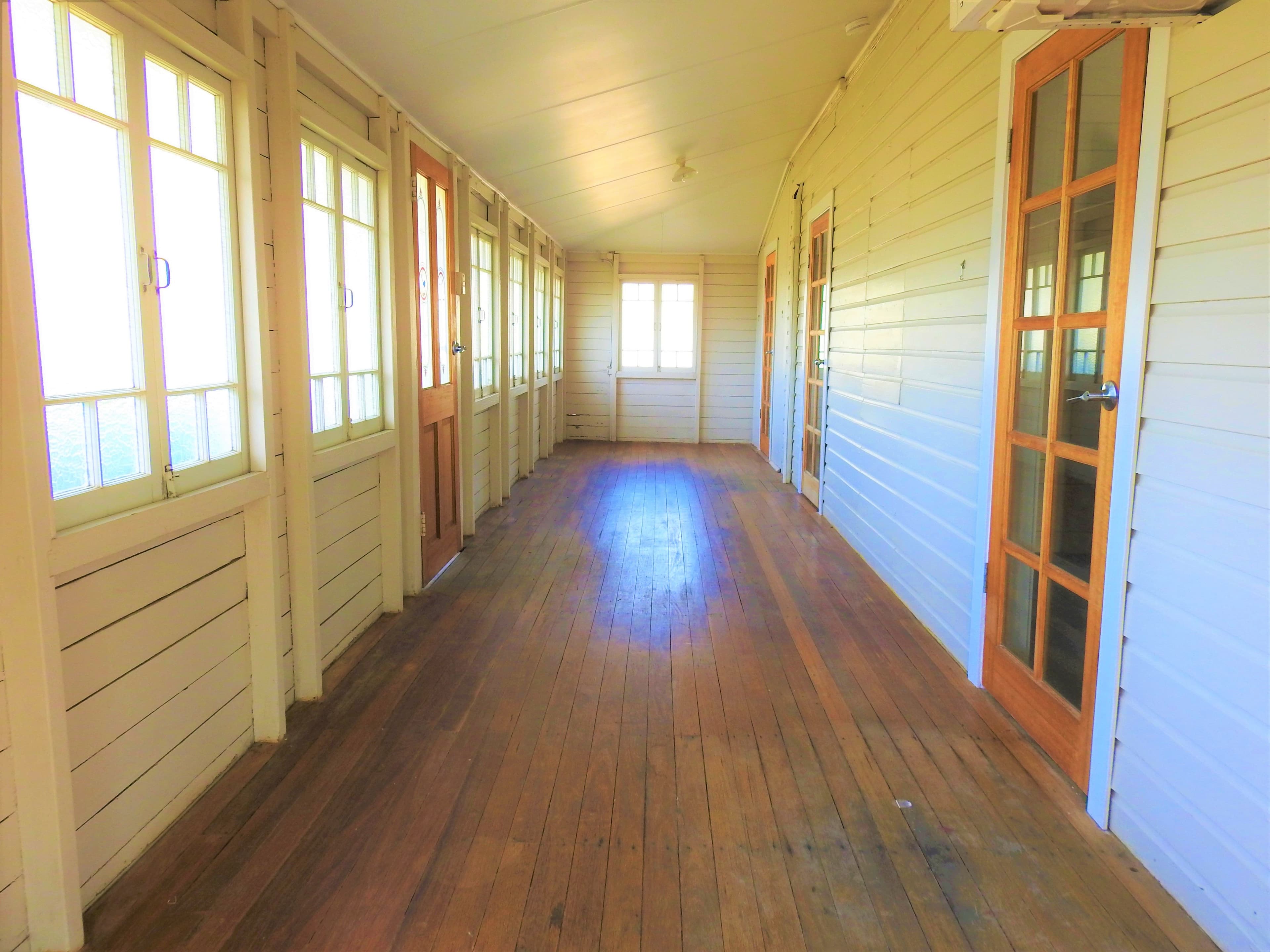 87 Crane Street, Longreach QLD 4730, Longreach - Thumbnail 2