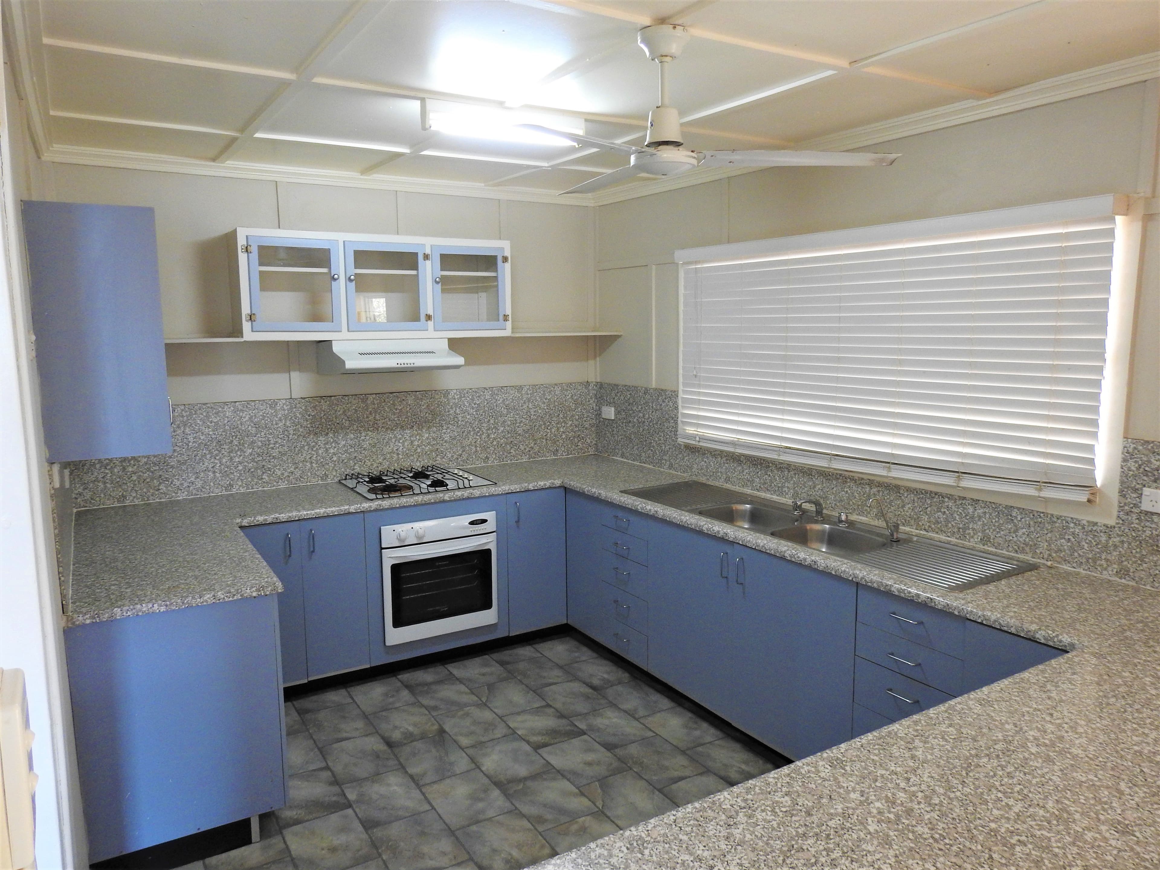 87 Crane Street, Longreach QLD 4730, Longreach - Thumbnail 7