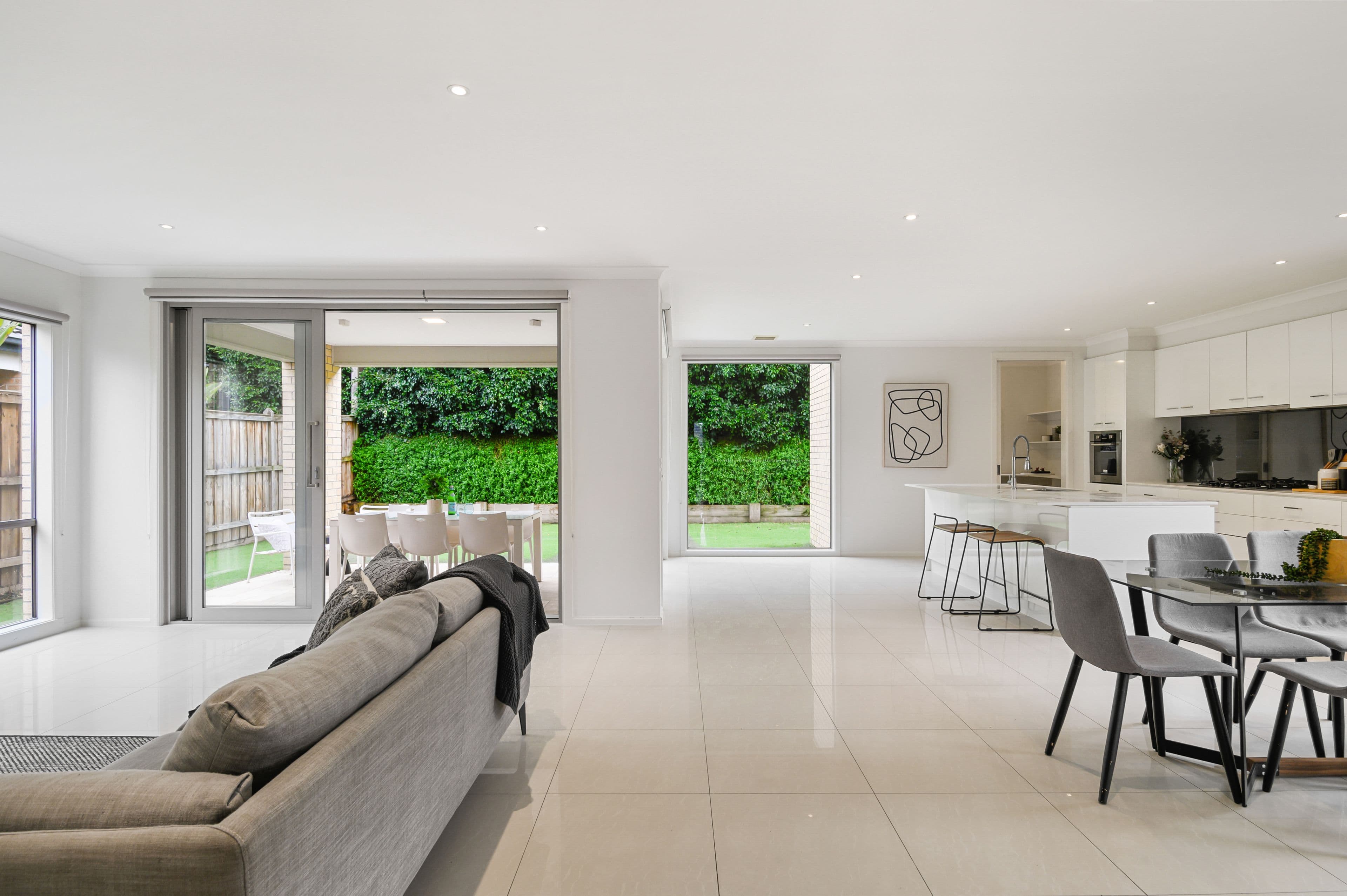 14 McPherson Drive, Croydon VIC 3136, Croydon - Thumbnail 3