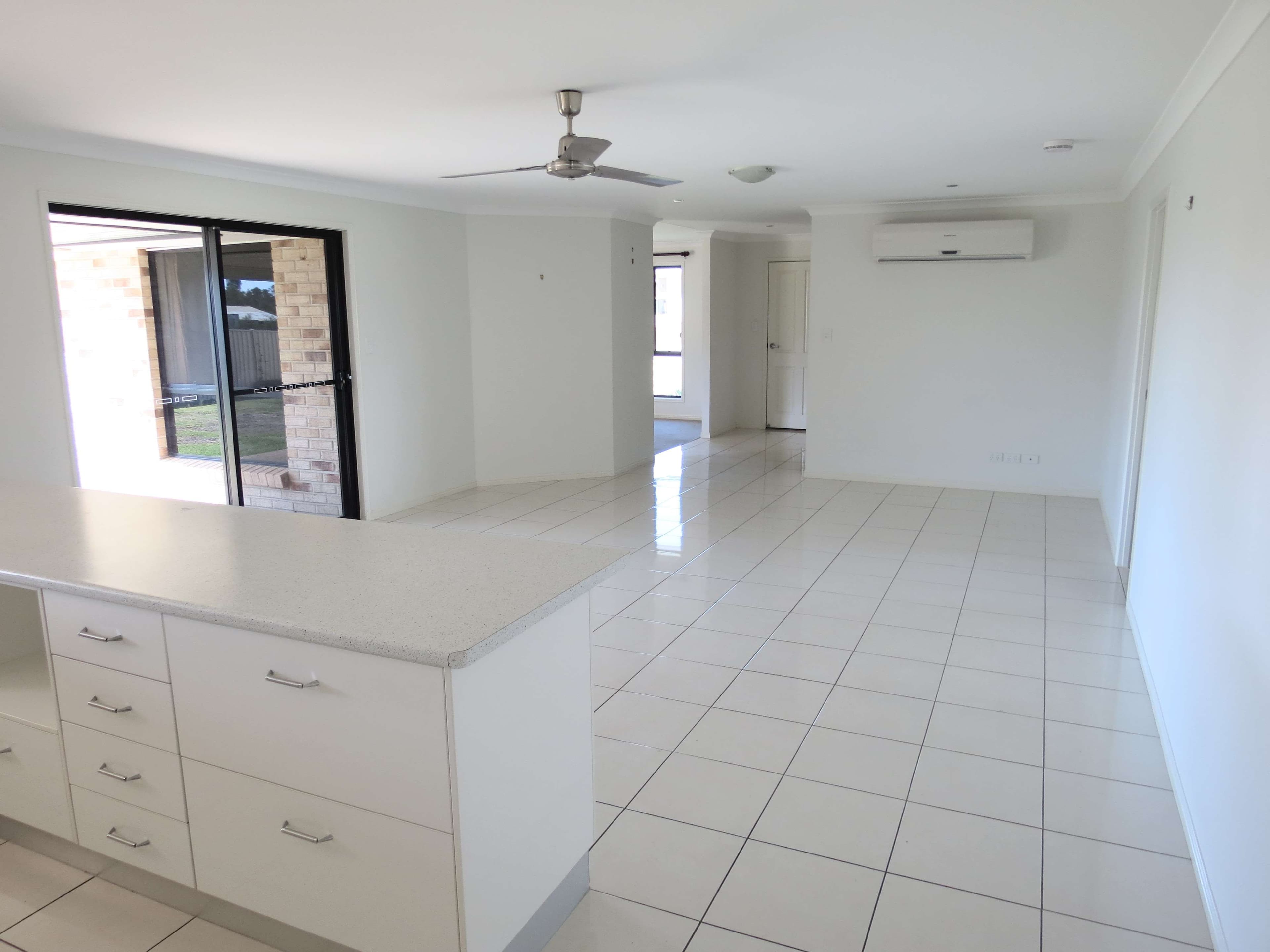 26 Berthun Street, Emerald QLD 4720, Emerald - Thumbnail 5