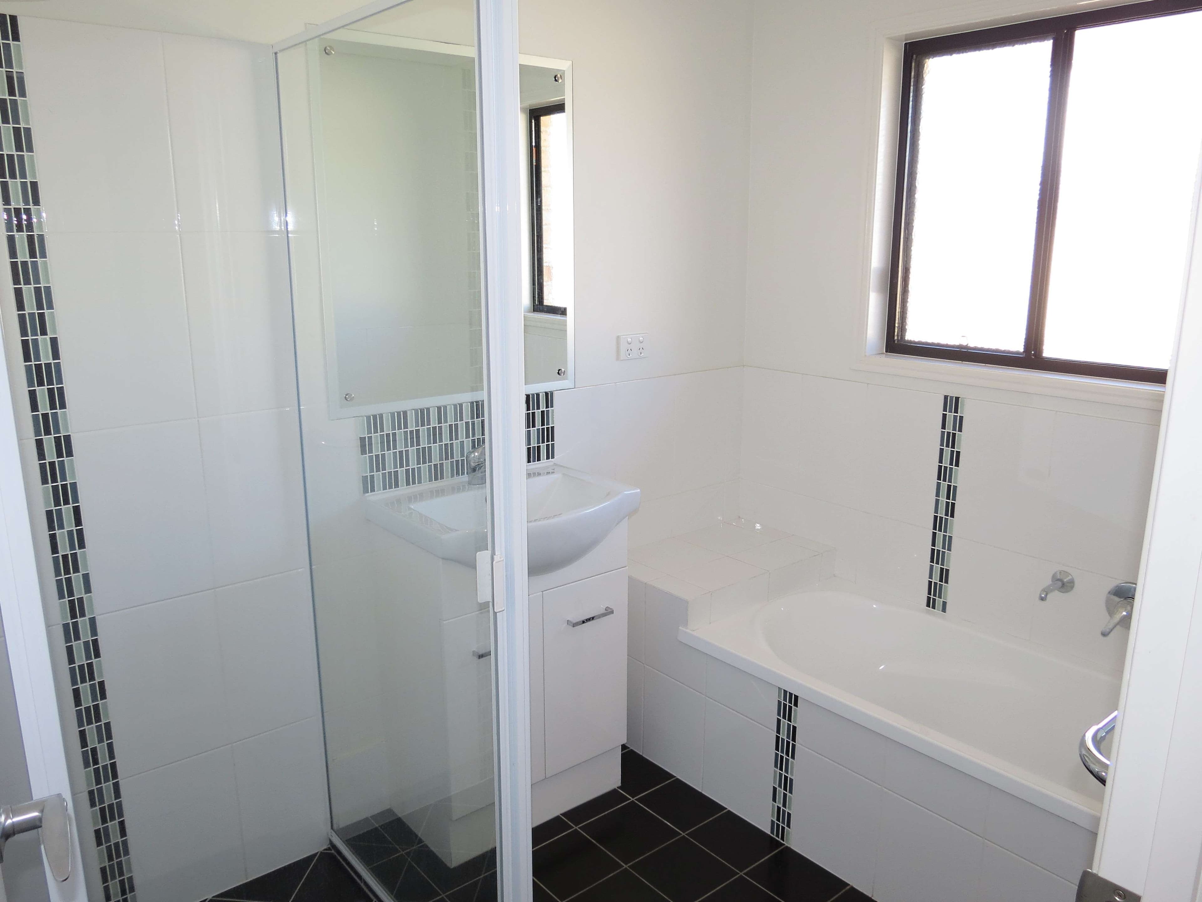 26 Berthun Street, Emerald QLD 4720, Emerald - Thumbnail 8