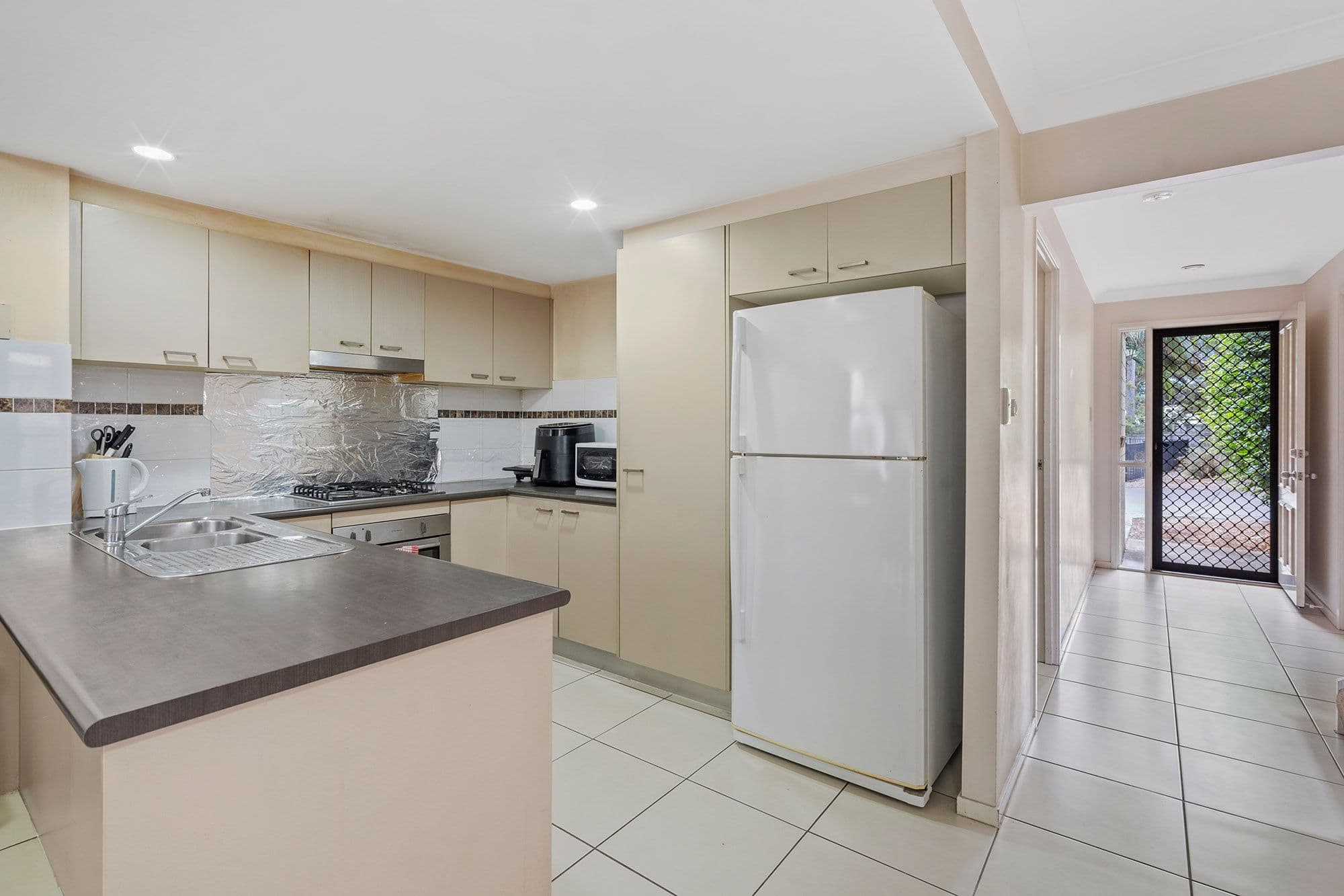 18 Diane Court, Calamvale QLD 4116, Calamvale - Thumbnail 6
