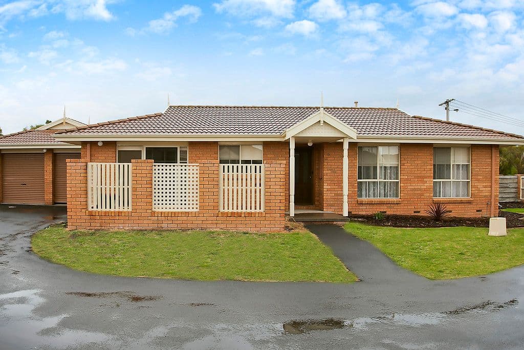 24 Carmell Drive, WARRNAMBOOL VIC 3280, Warrnambool - Thumbnail 2