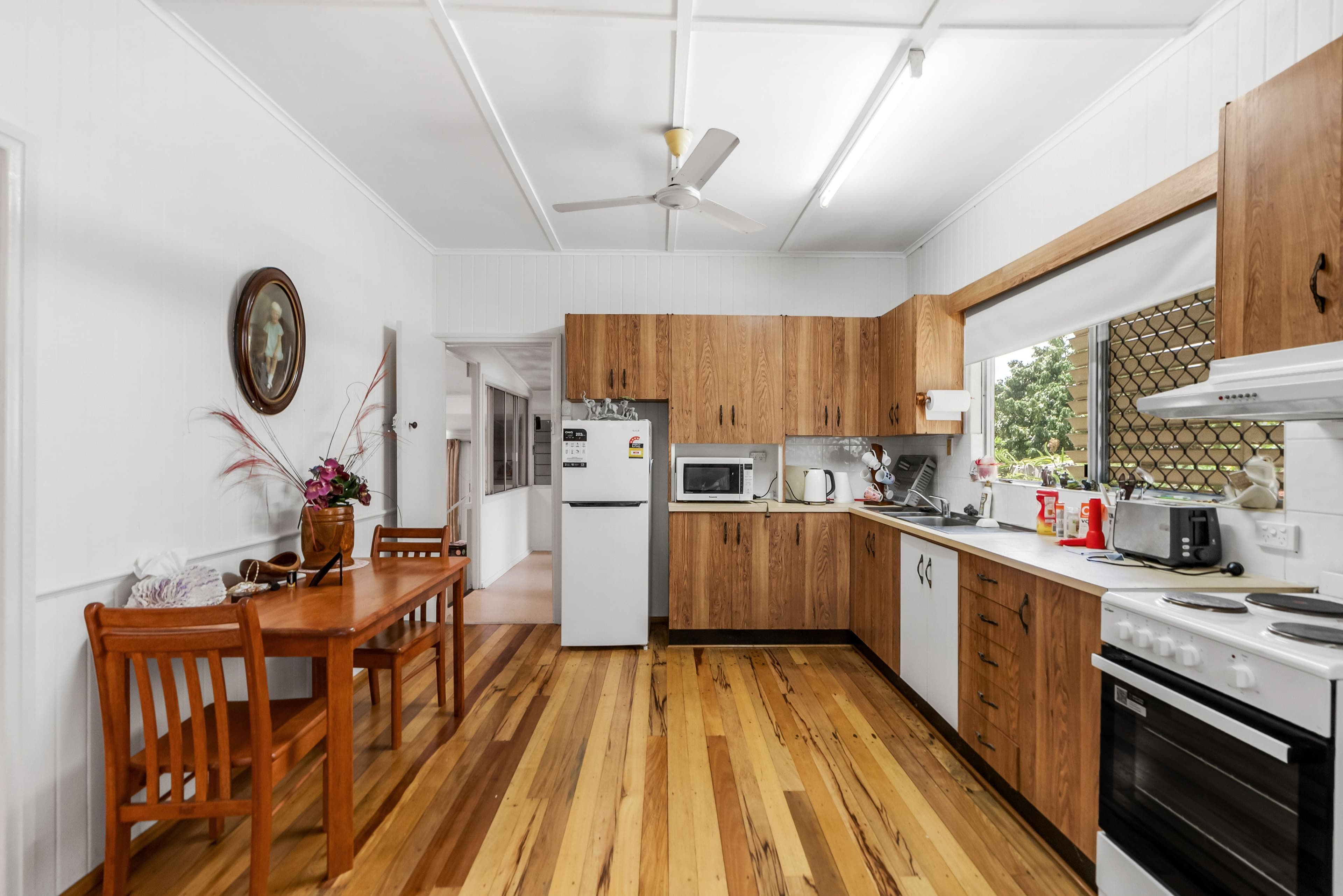 31 Koch Street, Mooroobool QLD 4870, Mooroobool - Thumbnail 4