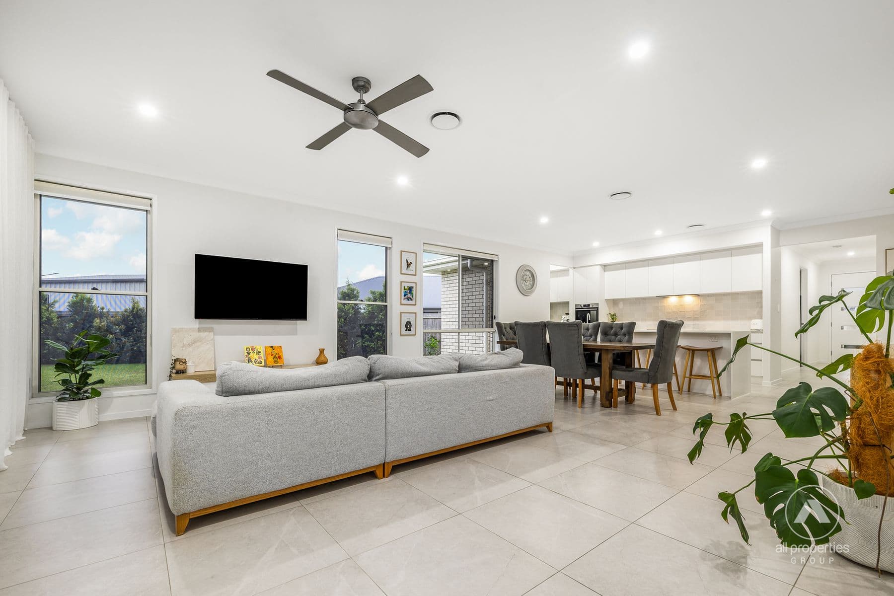 12 Swensen Street, Greenbank QLD 4124, Greenbank - Thumbnail 8