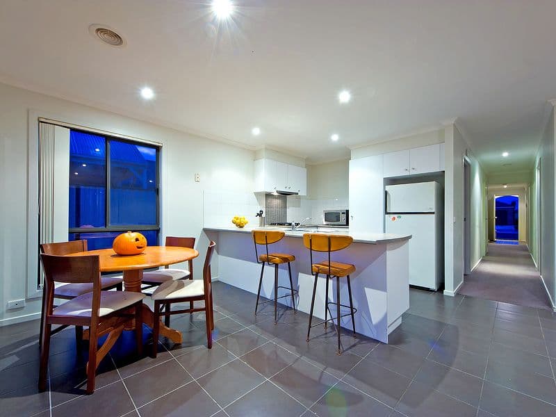 4 Wentworth Avenue, WYNDHAM VALE VIC 3024, Wyndham Vale - Thumbnail 4