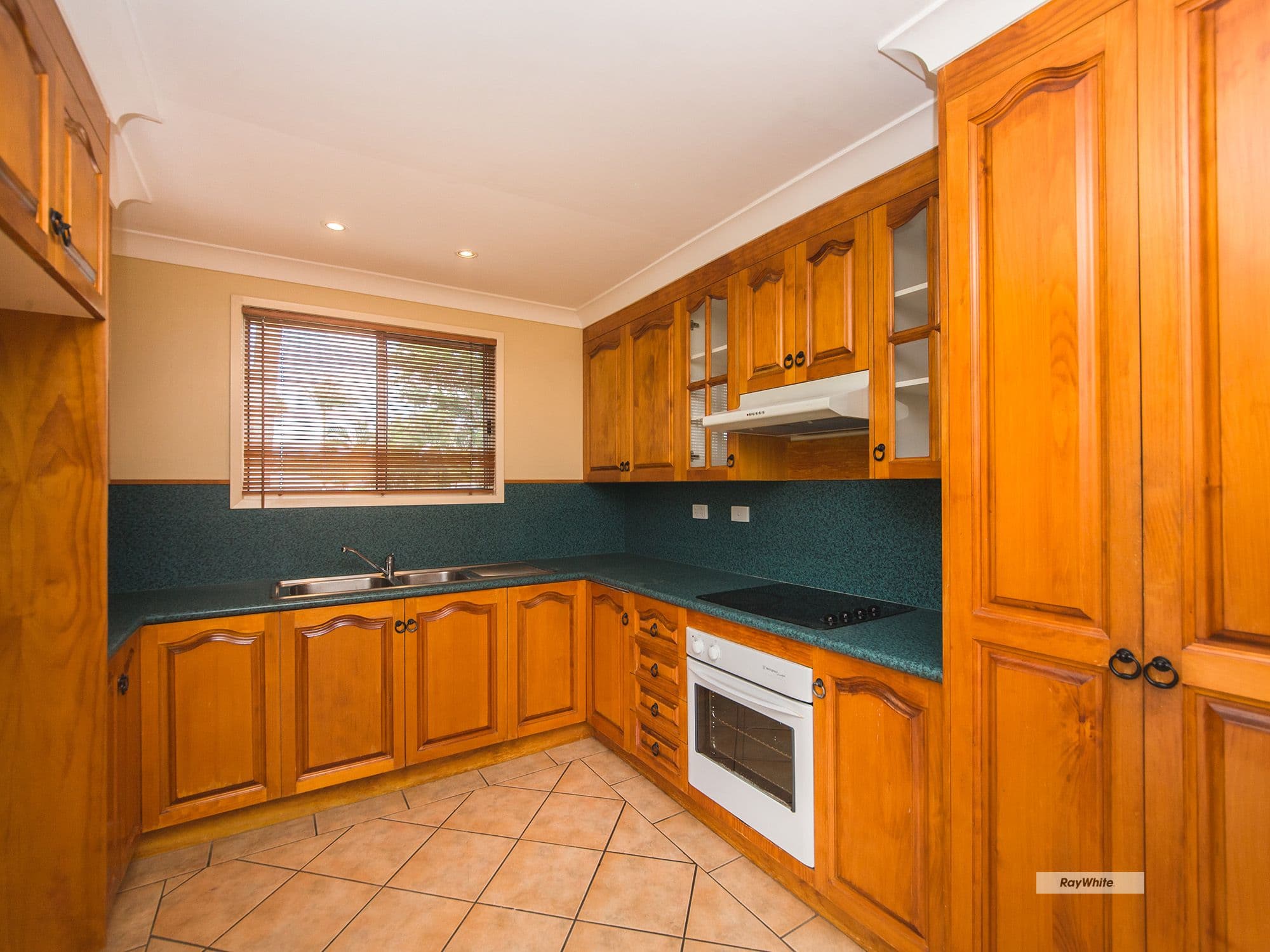 19 Docherty Street, Norman Gardens QLD 4701, Norman Gardens - Thumbnail 4