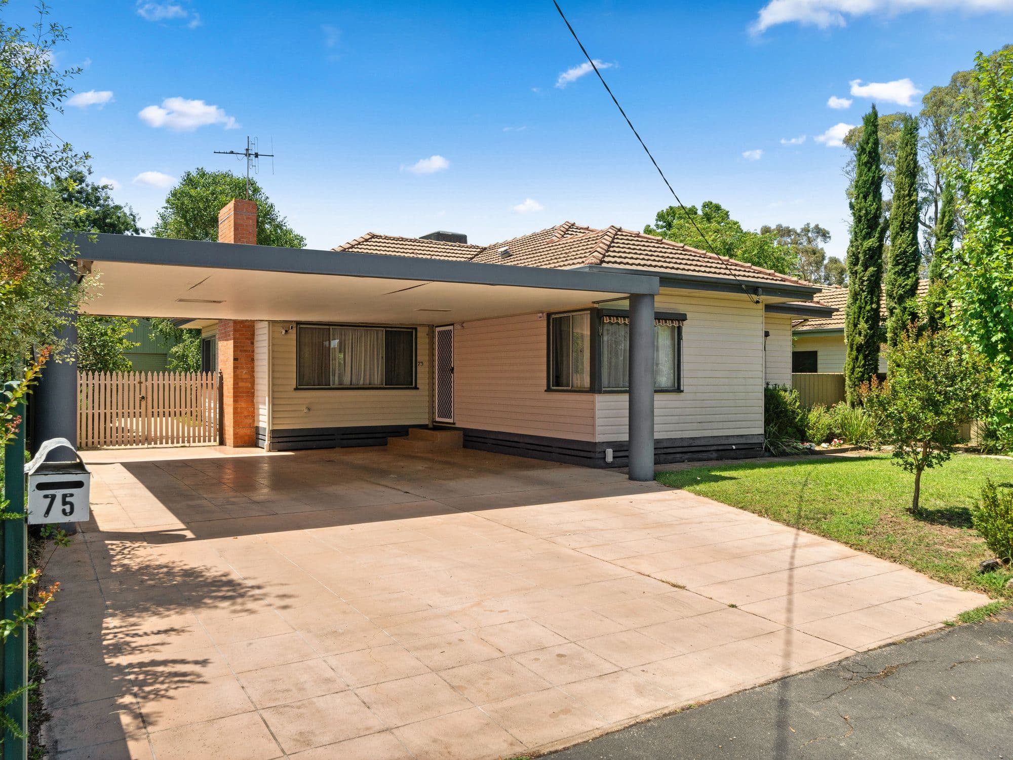 75 Clarke Street, Benalla VIC 3672, Benalla - Image 1
