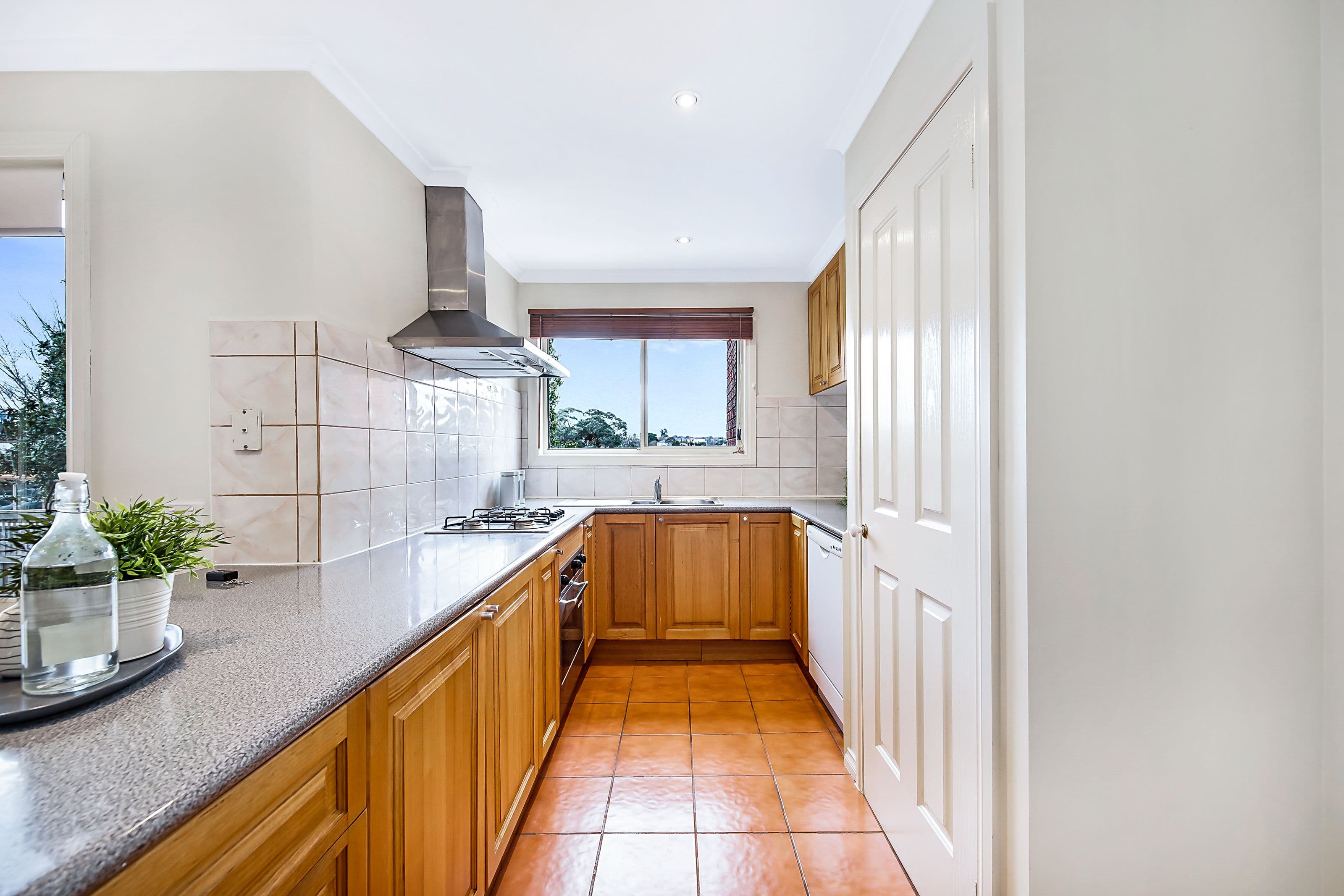6 Doynton Parade, Mount Waverley VIC 3149, Mount Waverley - Thumbnail 5