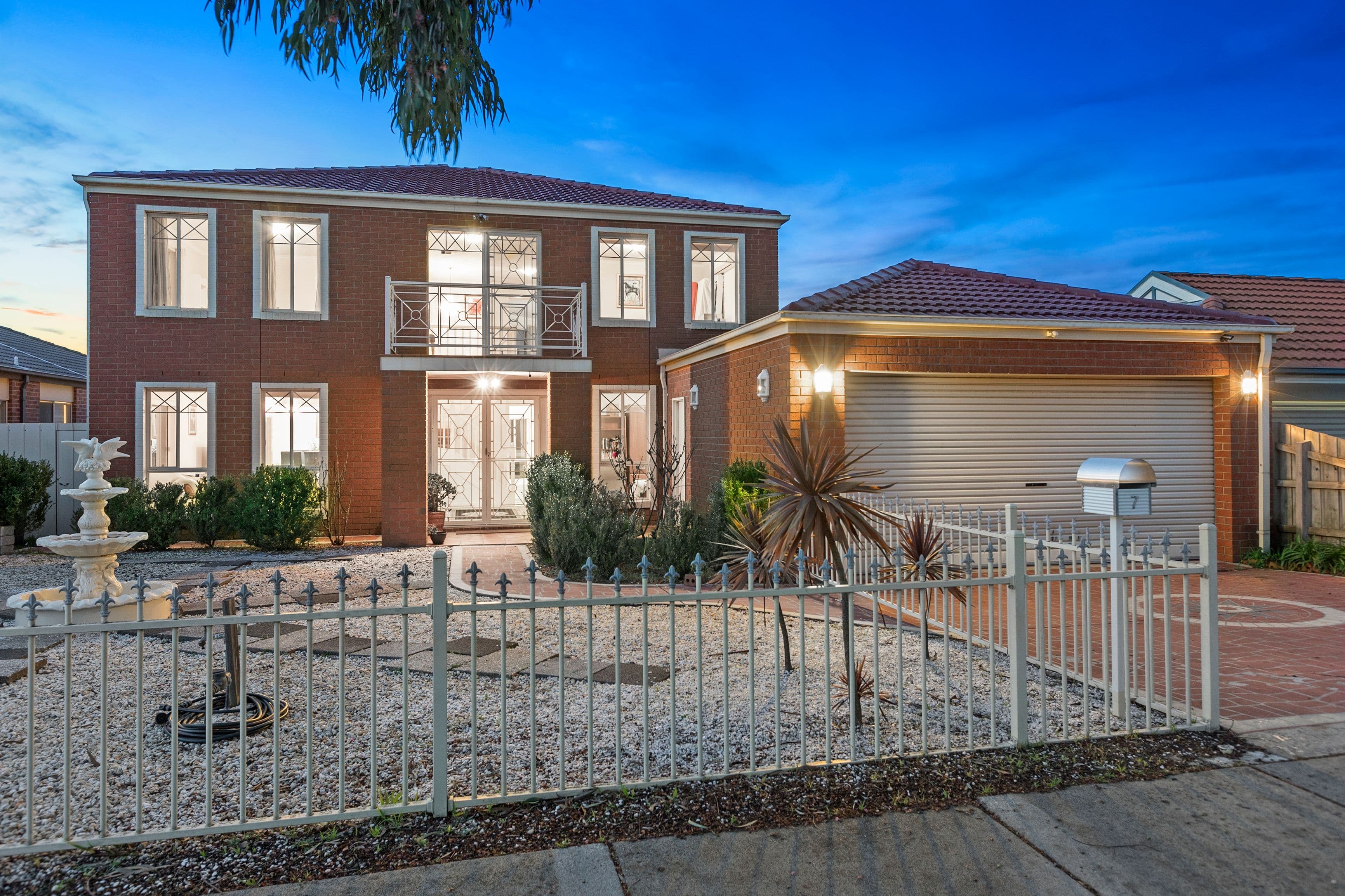 7 Edinburgh Drive, Skye VIC 3977, Skye - Image 1
