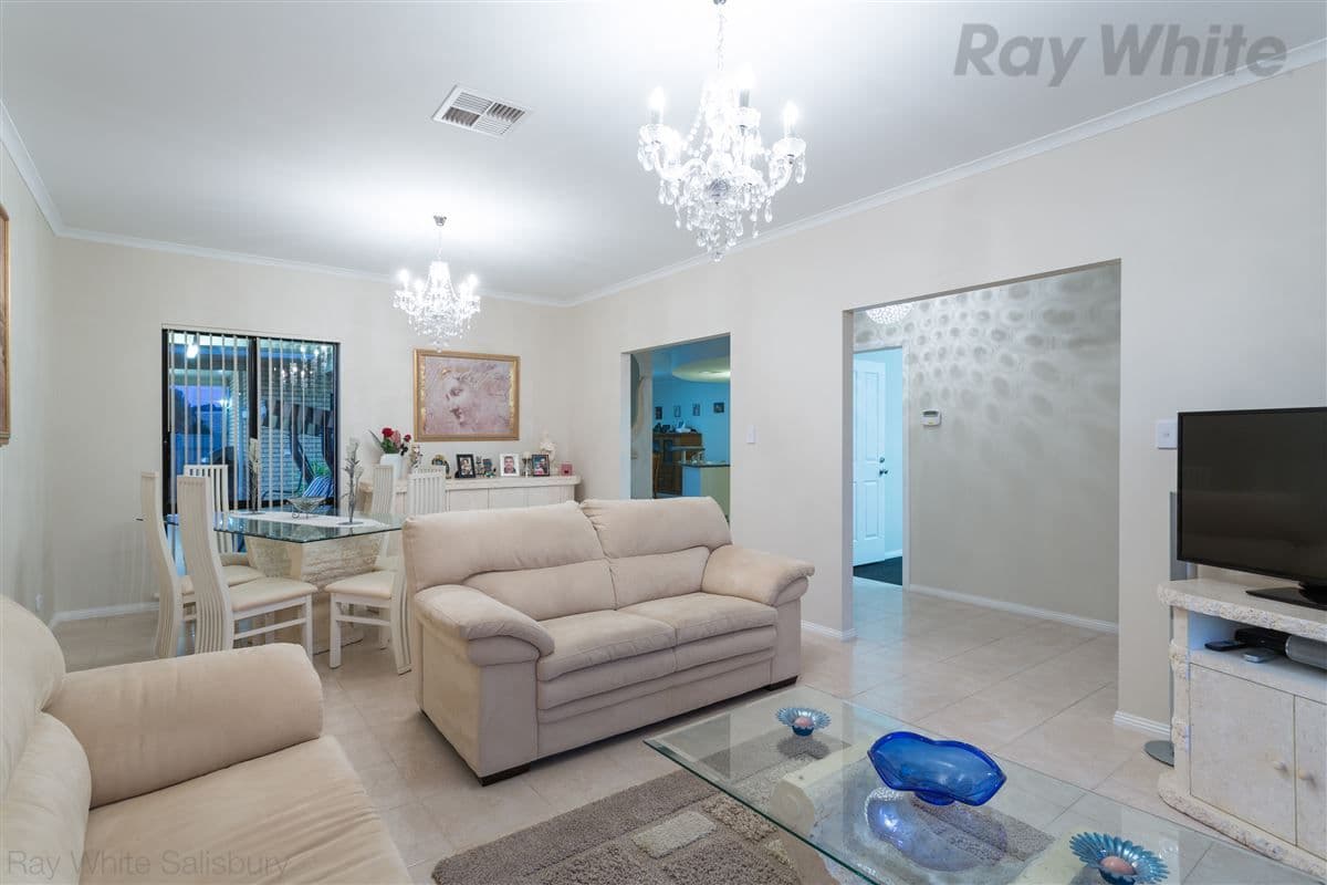 33 Birmingham Drive, Craigmore SA 5114, Craigmore - Thumbnail 3