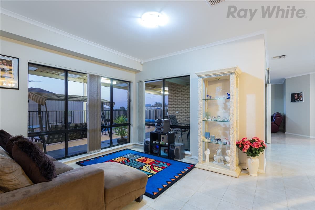 33 Birmingham Drive, Craigmore SA 5114, Craigmore - Thumbnail 4
