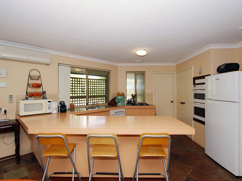 7 The Rise, BALLAJURA WA 6066, Ballajura - Image 1