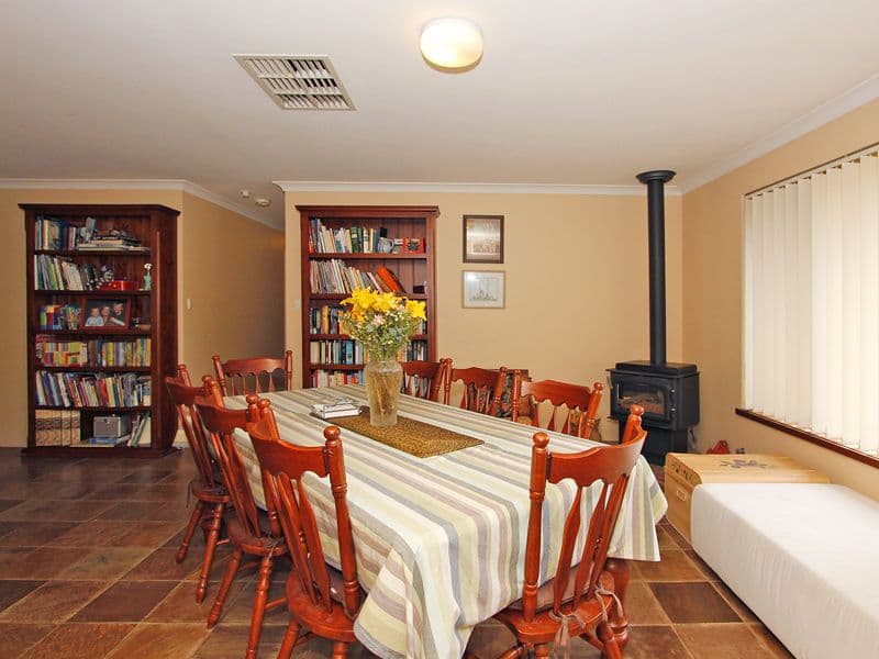 7 The Rise, BALLAJURA WA 6066, Ballajura - Thumbnail 3