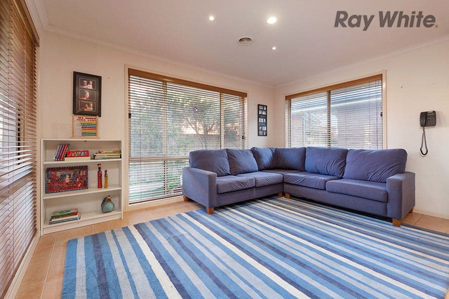 1 Wattlepark Street, Caroline Springs VIC 3023, Caroline Springs - Thumbnail 4
