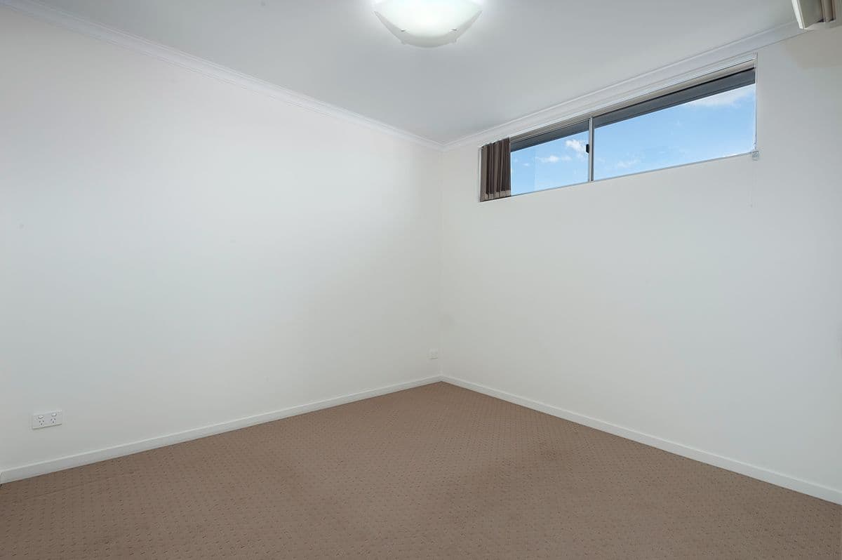 36 Kitchener Street, Coorparoo QLD 4151, Coorparoo - Thumbnail 8
