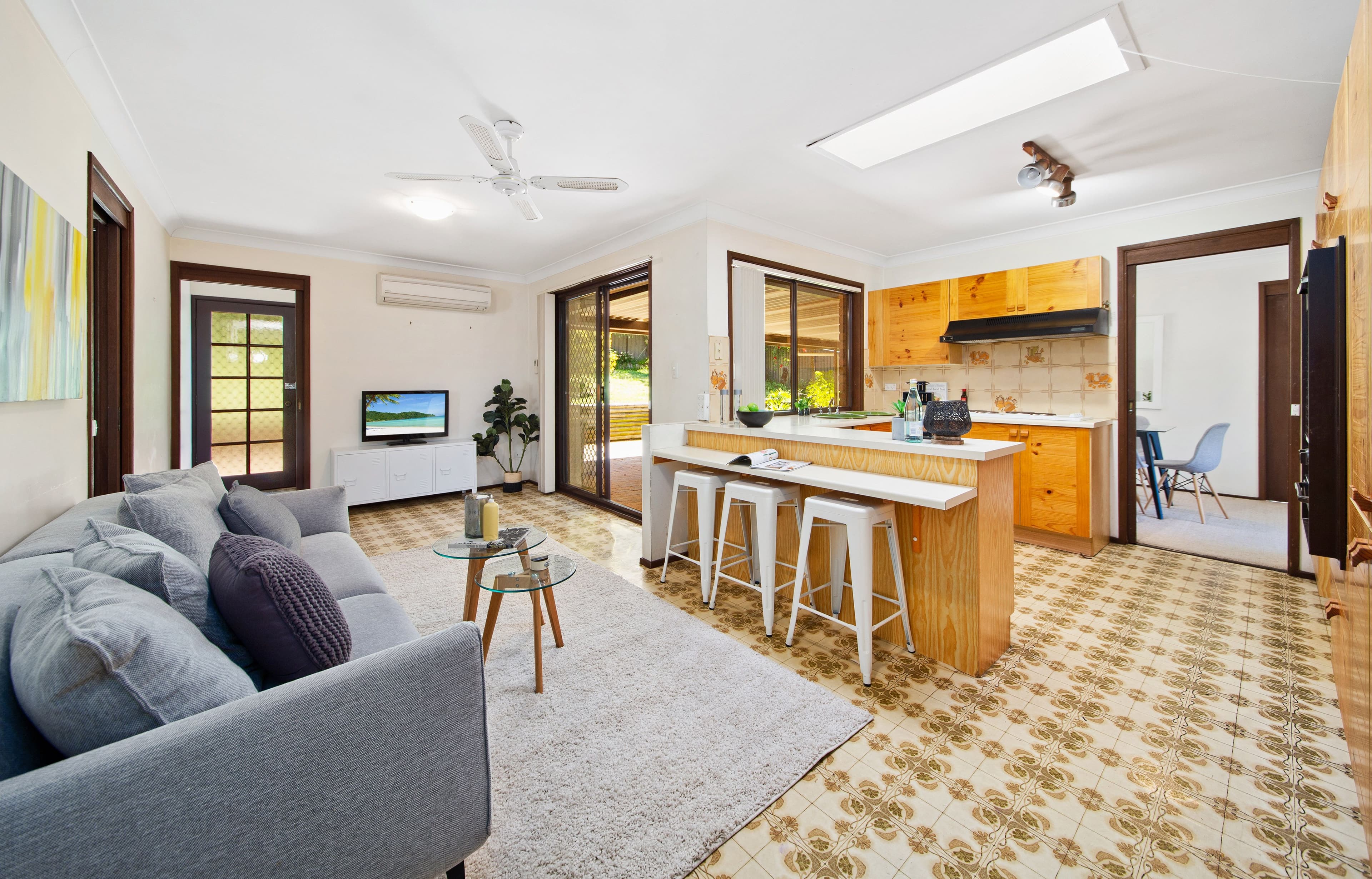 24 Sylvan Ridge Drive, Illawong - Thumbnail 4