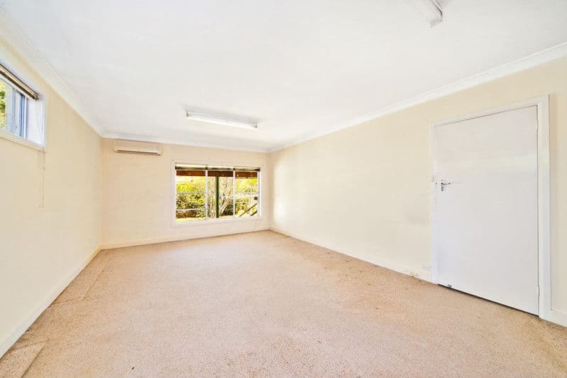 52 Hallam Avenue, LANE COVE NSW 2066, Lane Cove West - Thumbnail 3