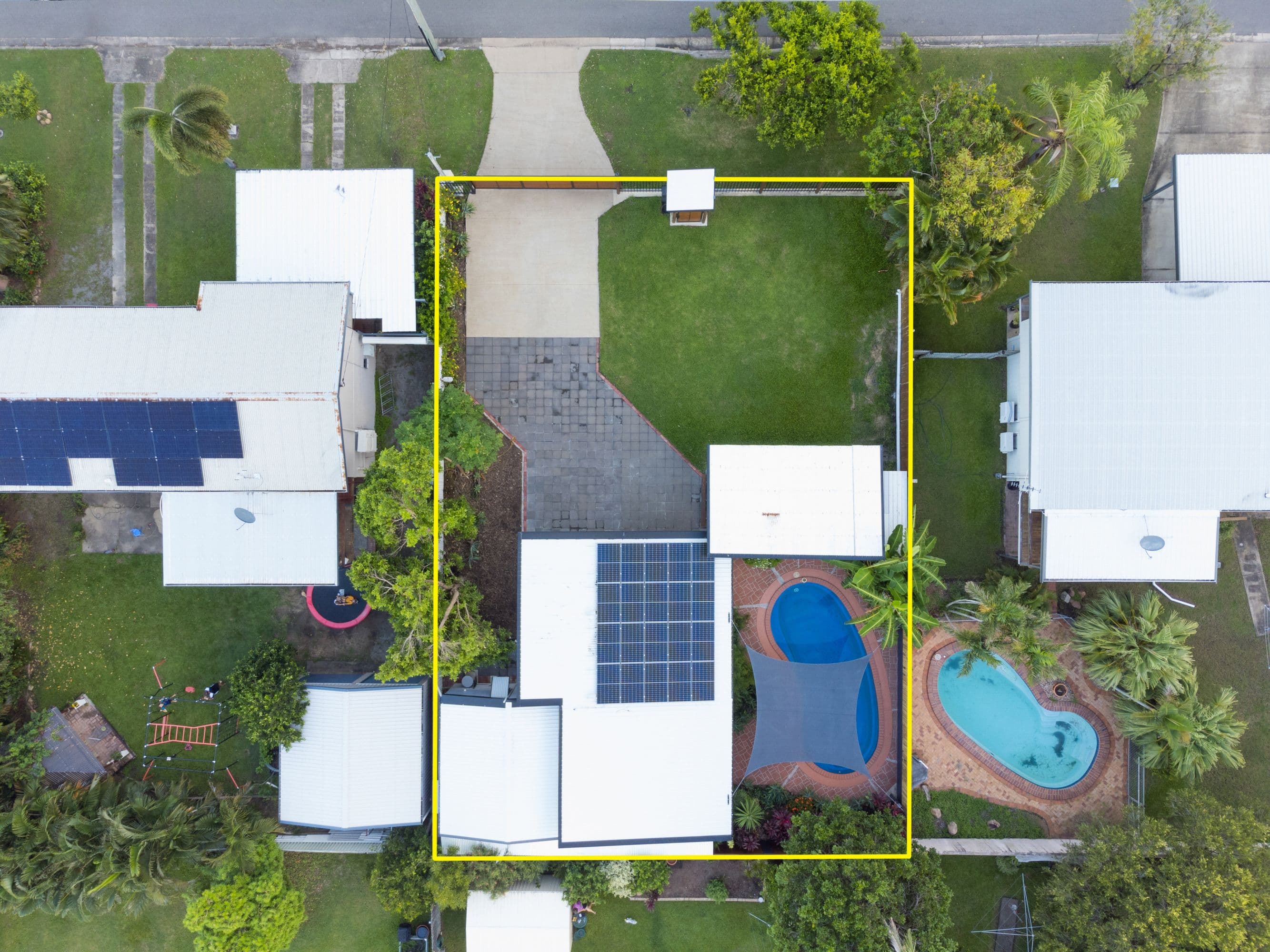10 Selwyn Street, Cranbrook QLD 4814, Cranbrook - Thumbnail 2