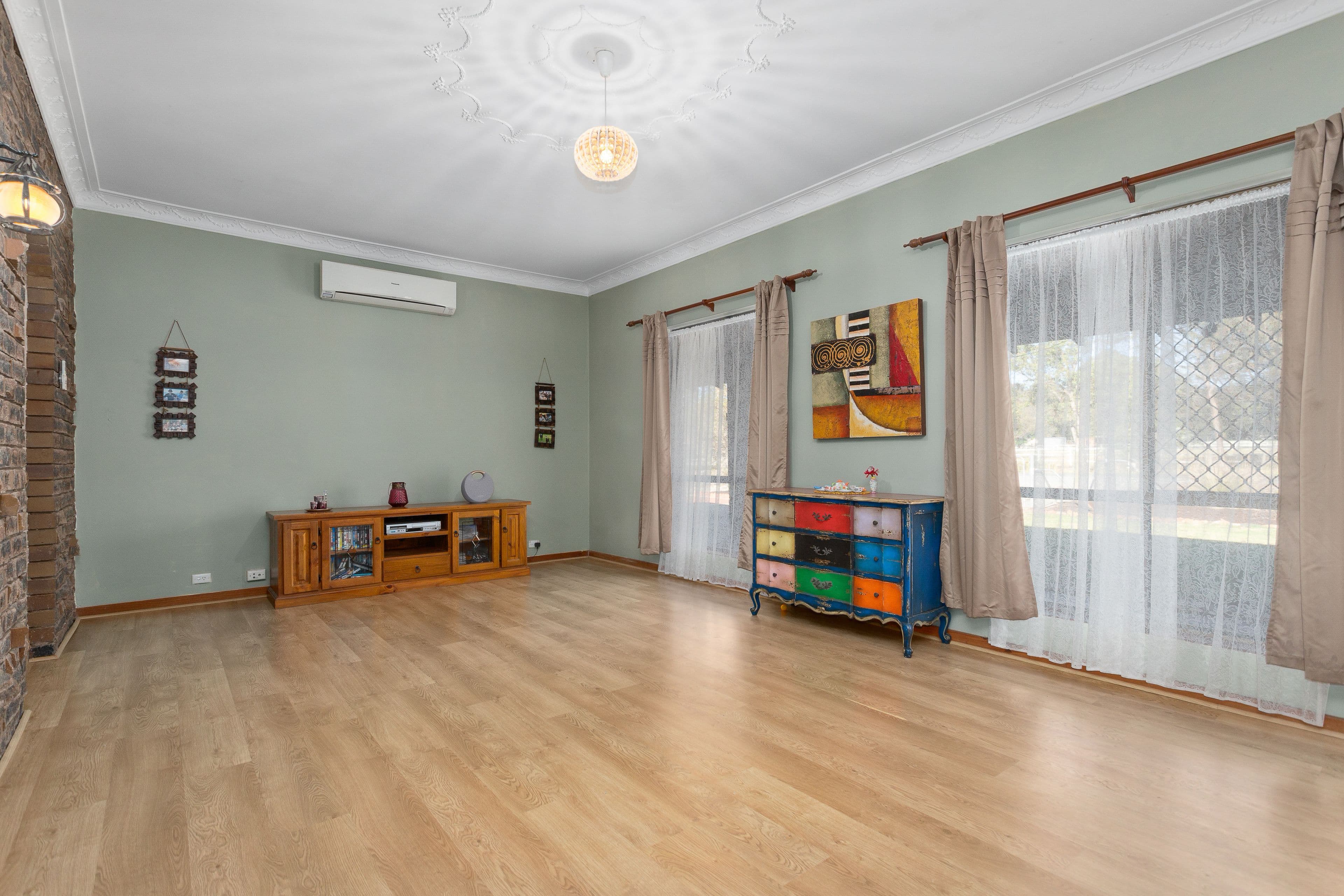 11 Scrivner Road, Herne Hill WA 6056, Herne Hill - Thumbnail 3
