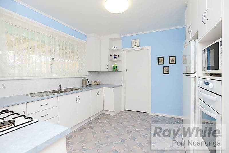 68 Gulfview Road, CHRISTIES BEACH SA 5165, Christies Beach - Thumbnail 8
