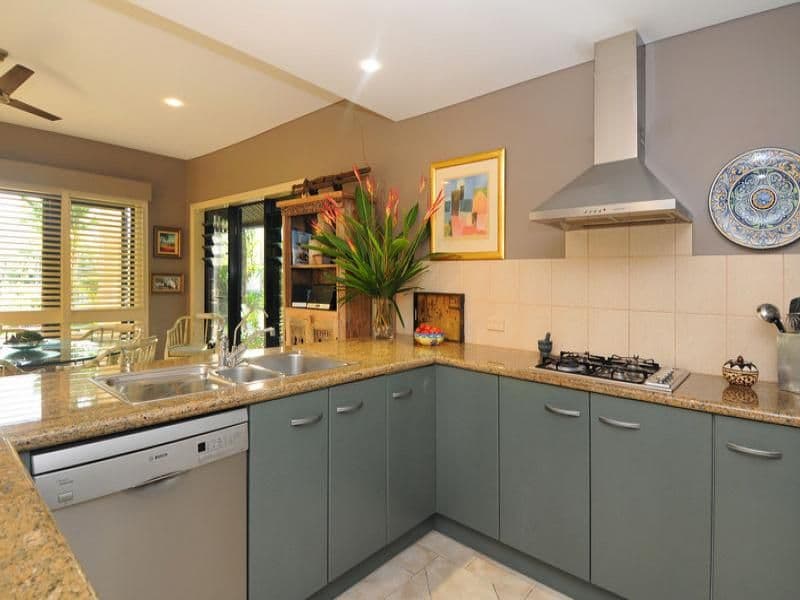 17 St Crispins Avenue, PORT DOUGLAS QLD 4877, Port Douglas - Thumbnail 5