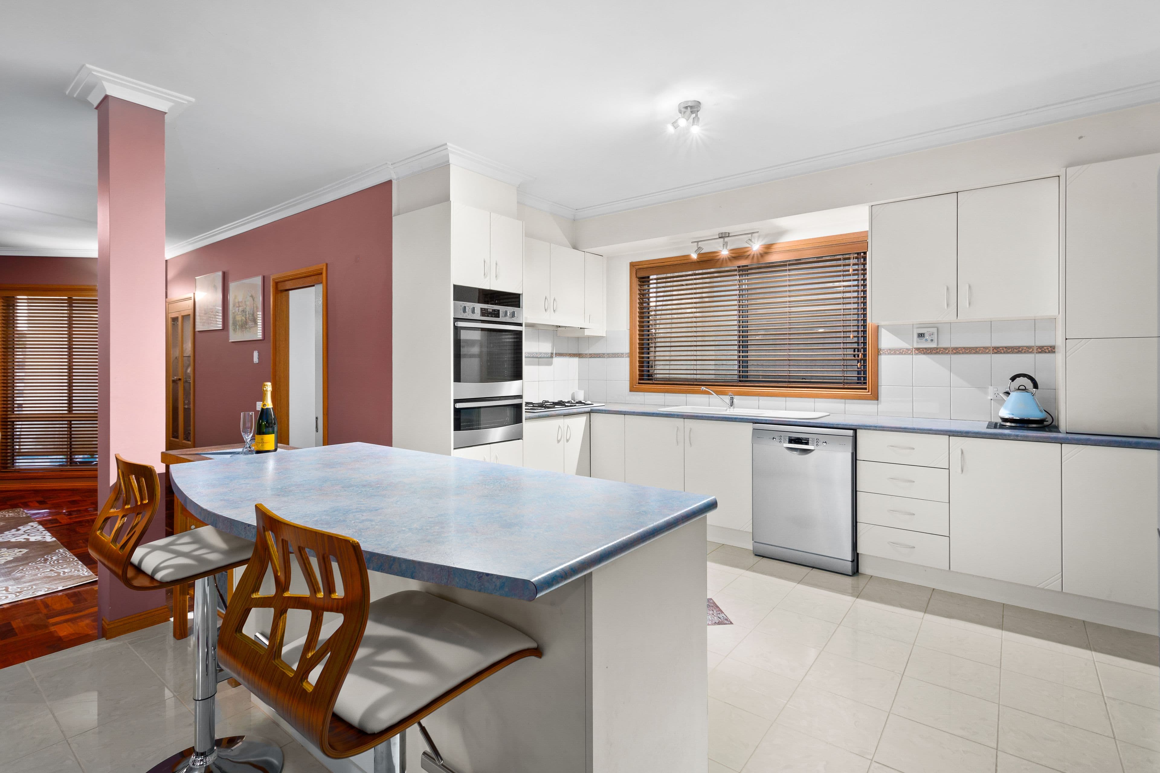 30 Thomas Place, Pakenham VIC 3810, Pakenham - Thumbnail 8