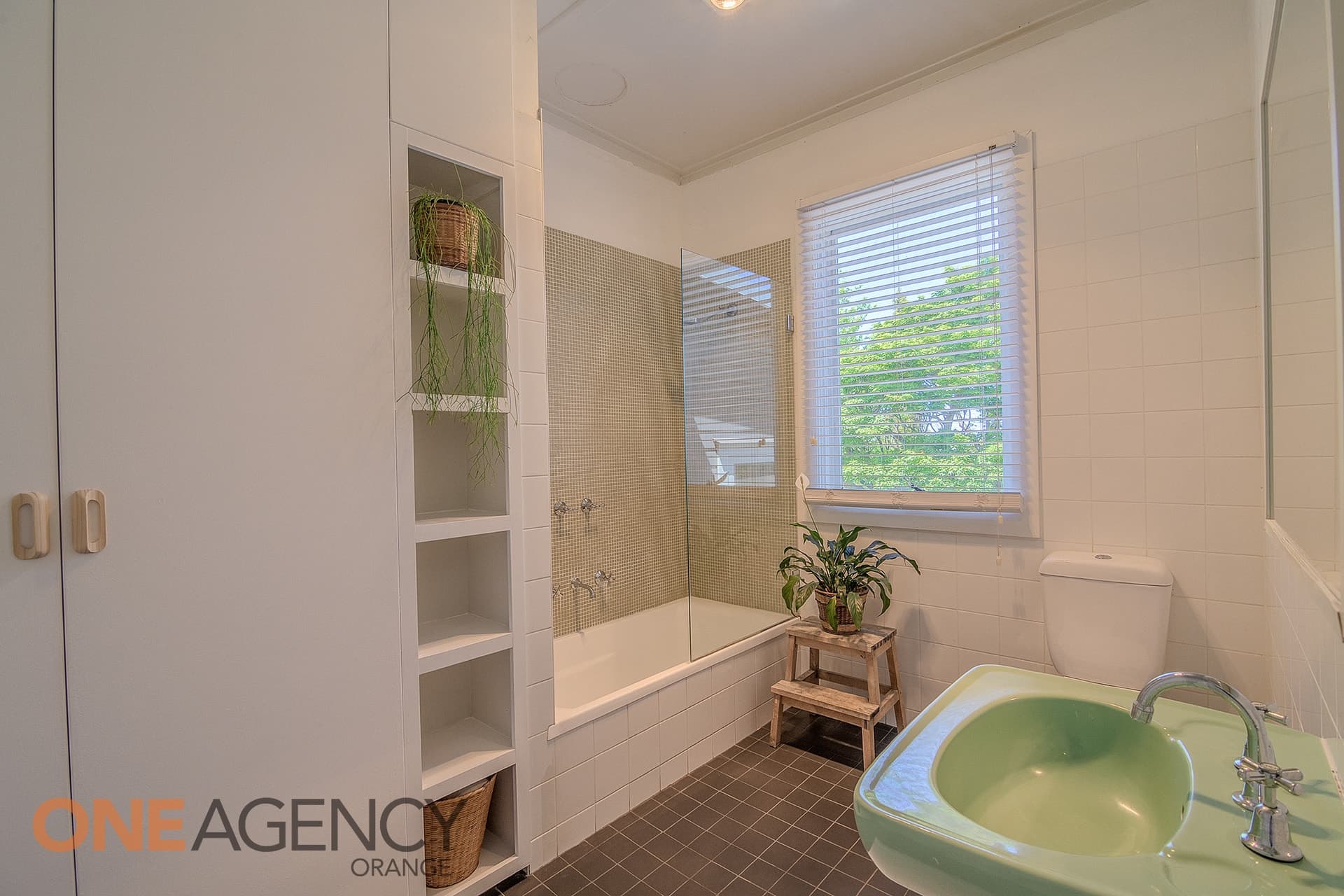 8 Warrigal Place, Orange, Orange - Thumbnail 7