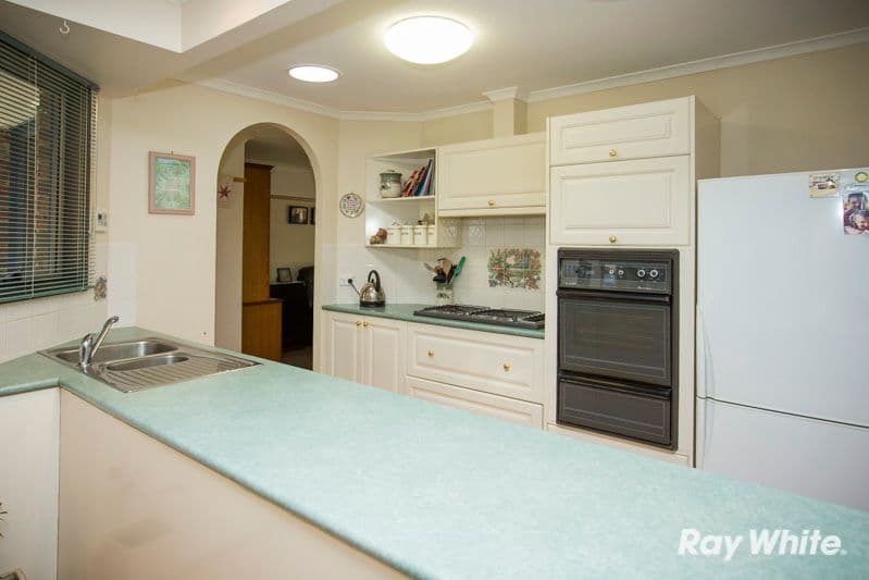 5 Harness Place, PAKENHAM VIC 3810, Pakenham - Thumbnail 8