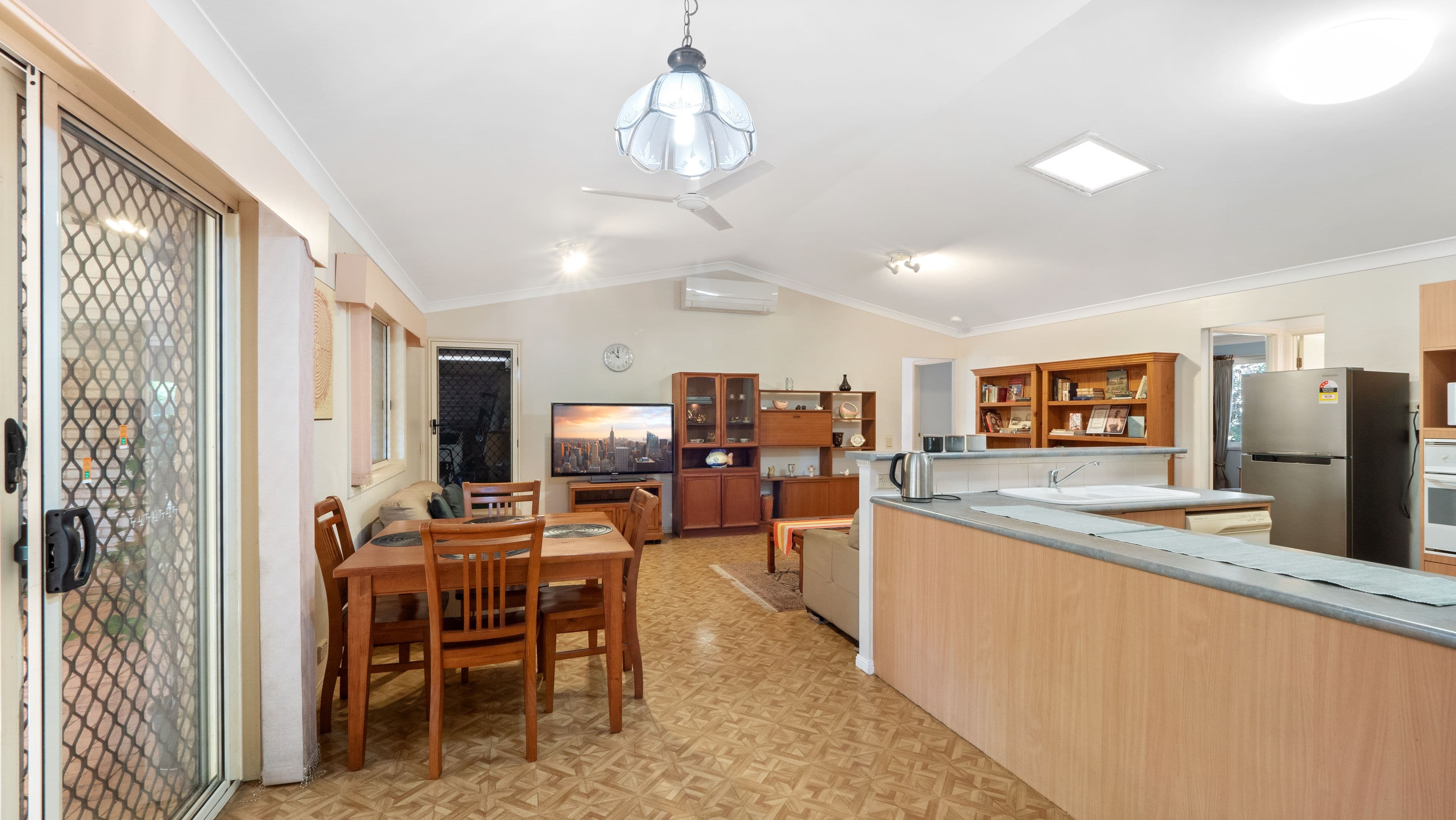 31 Camarsh Drive, Murrumba Downs QLD 4503, Murrumba Downs - Thumbnail 6