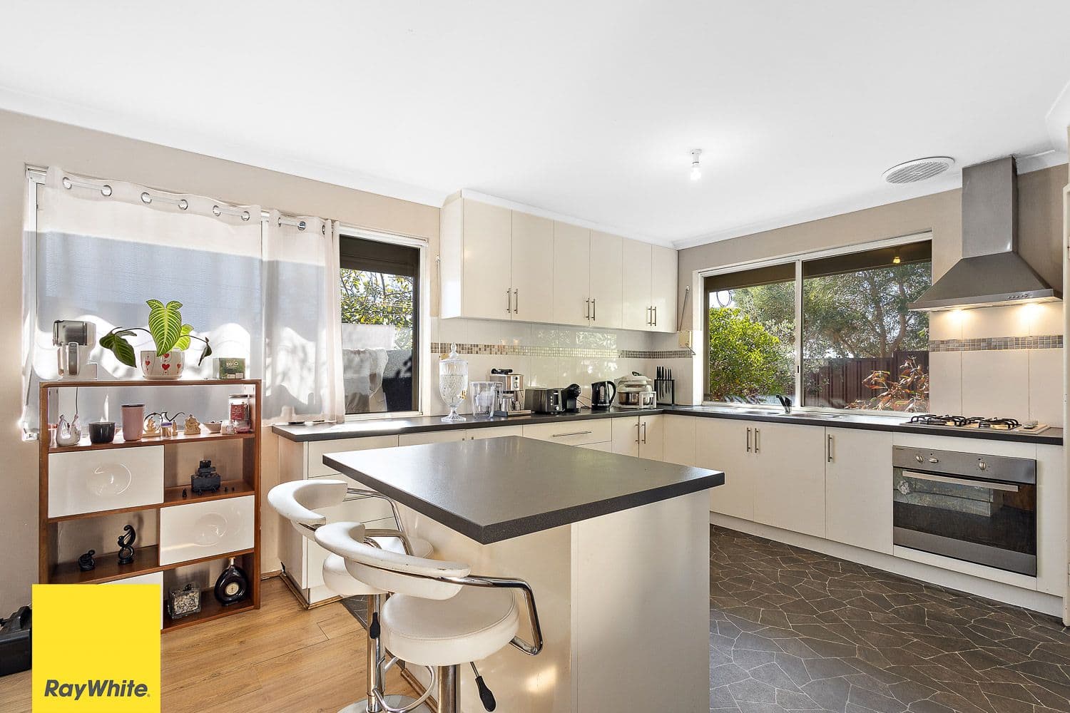 1 Balgonie Avenue, Girrawheen WA 6064, Girrawheen - Thumbnail 2