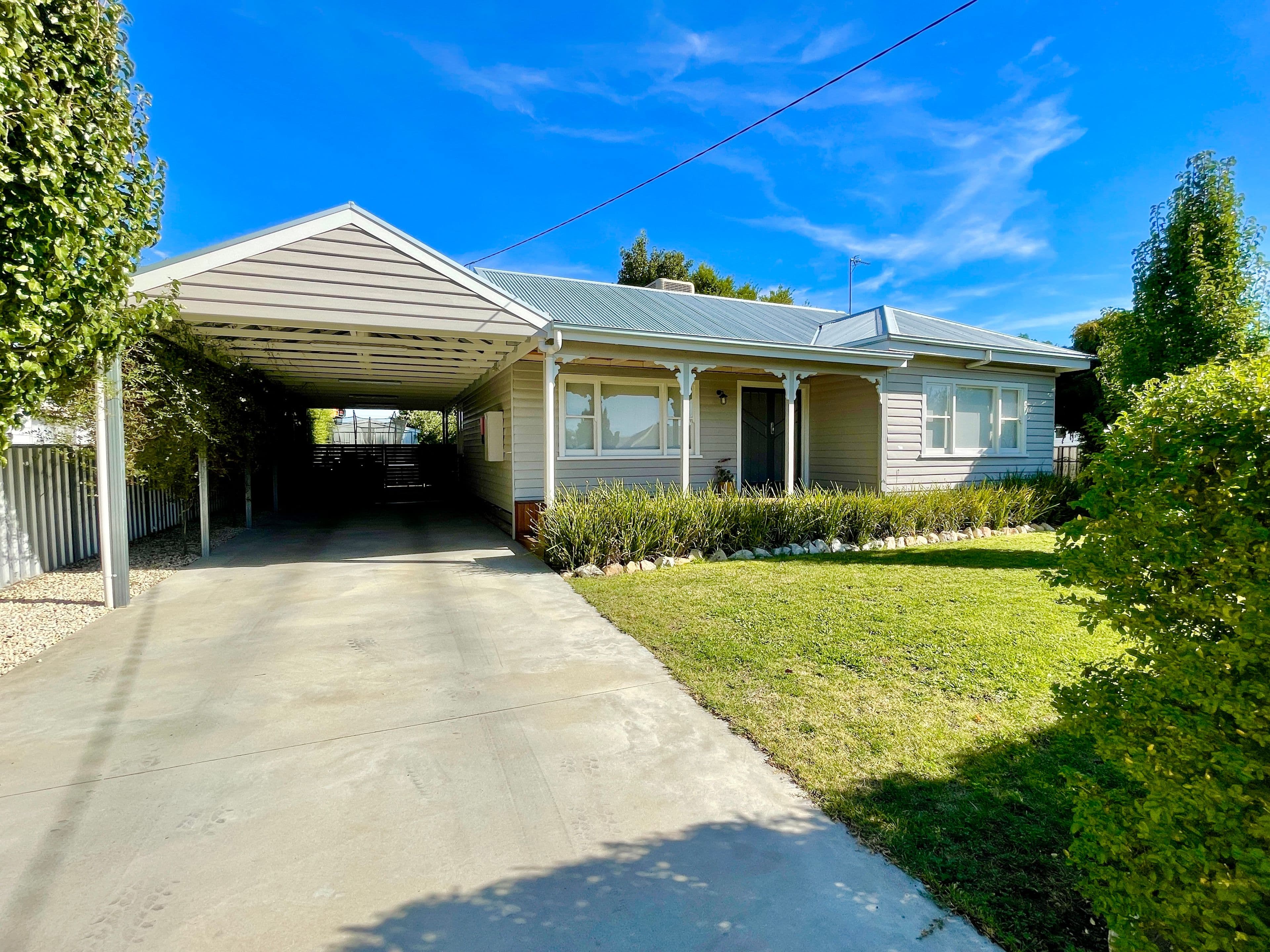 25 Johnson Street, Horsham VIC 3400, Horsham - Image 1