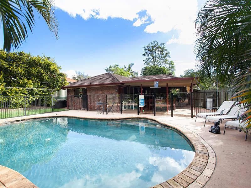34 Glen Ross Road,  Sinnamon Park, Sinnamon Park - Image 1