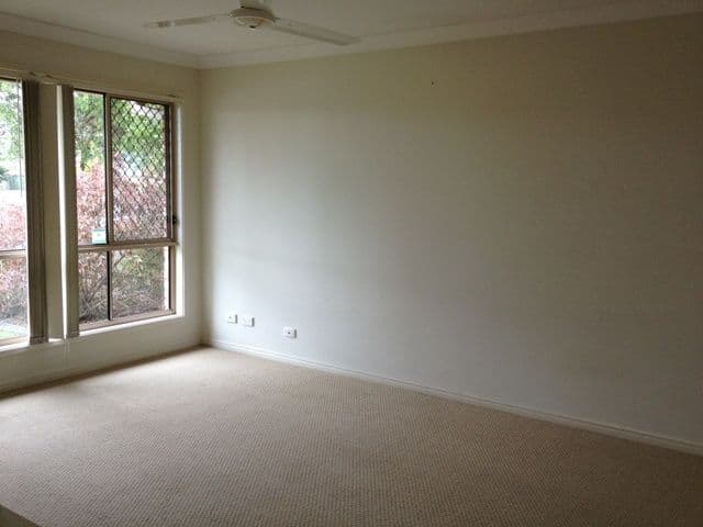 15 Billinghurst Cresecent, Upper Coomera QLD 4209, Upper Coomera - Thumbnail 4