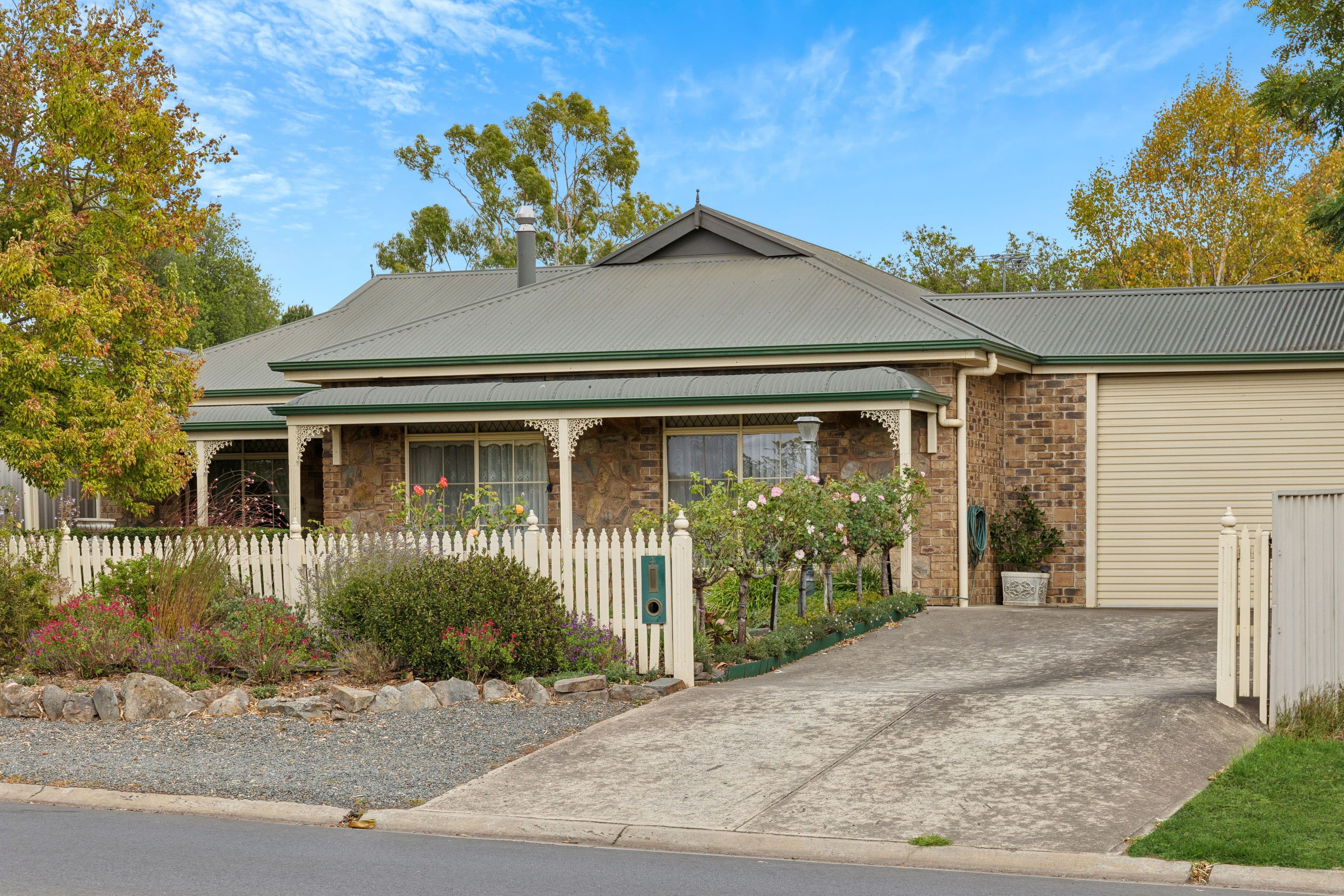 4 Barker Road, Mount Barker SA 5251, Mount Barker - Image 1