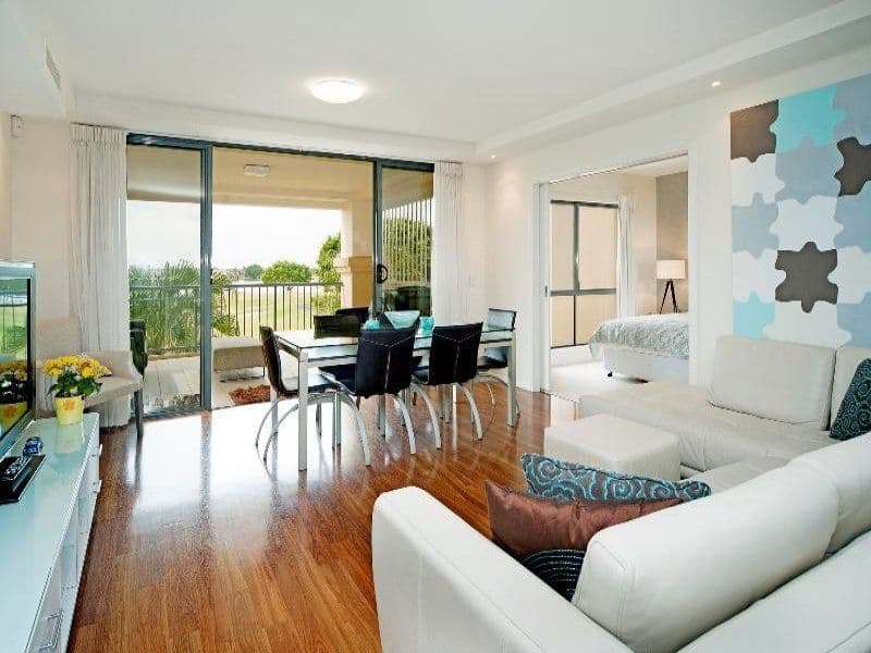 8407 Magnolia Drive East, HOPE ISLAND QLD 4212, Hope Island - Image 1