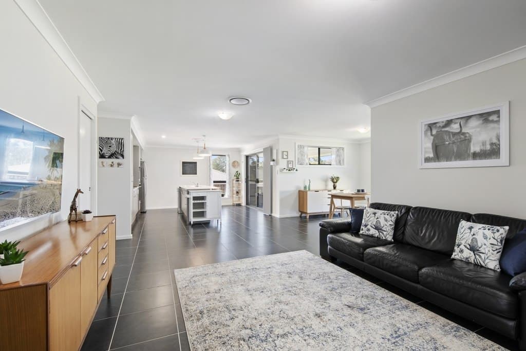 3 Taminga Road, Cliftleigh - Thumbnail 3