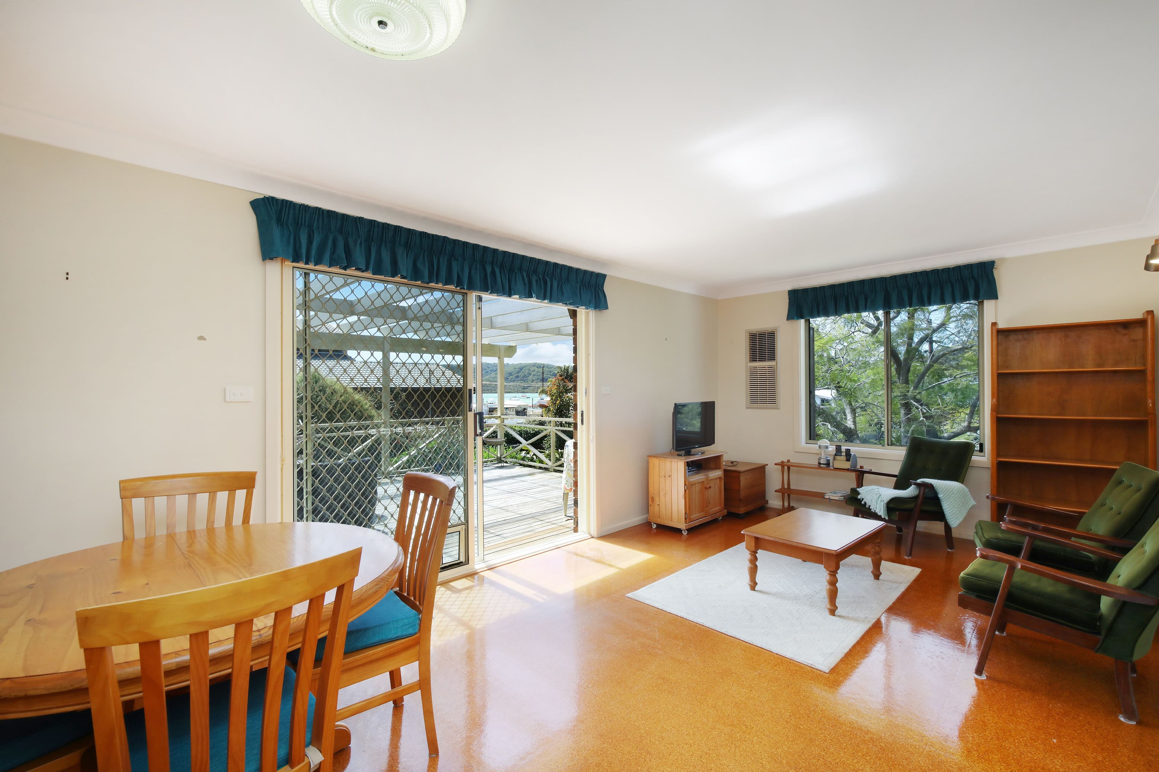 8 Frederick Goddard Close, Saratoga NSW 2251, Saratoga - Thumbnail 4