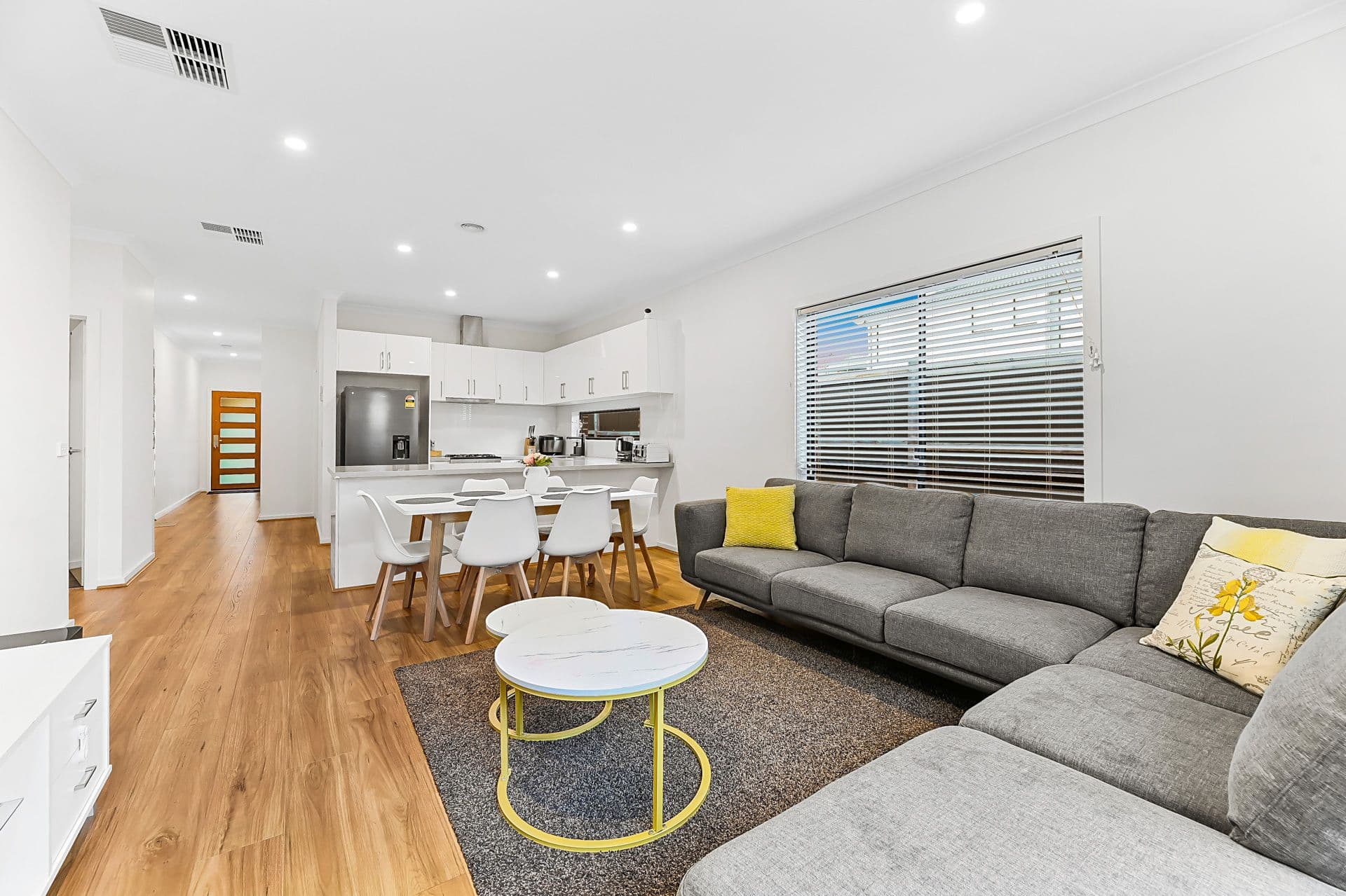 25 Charleston Chase, Berwick VIC 3806, Berwick - Thumbnail 2