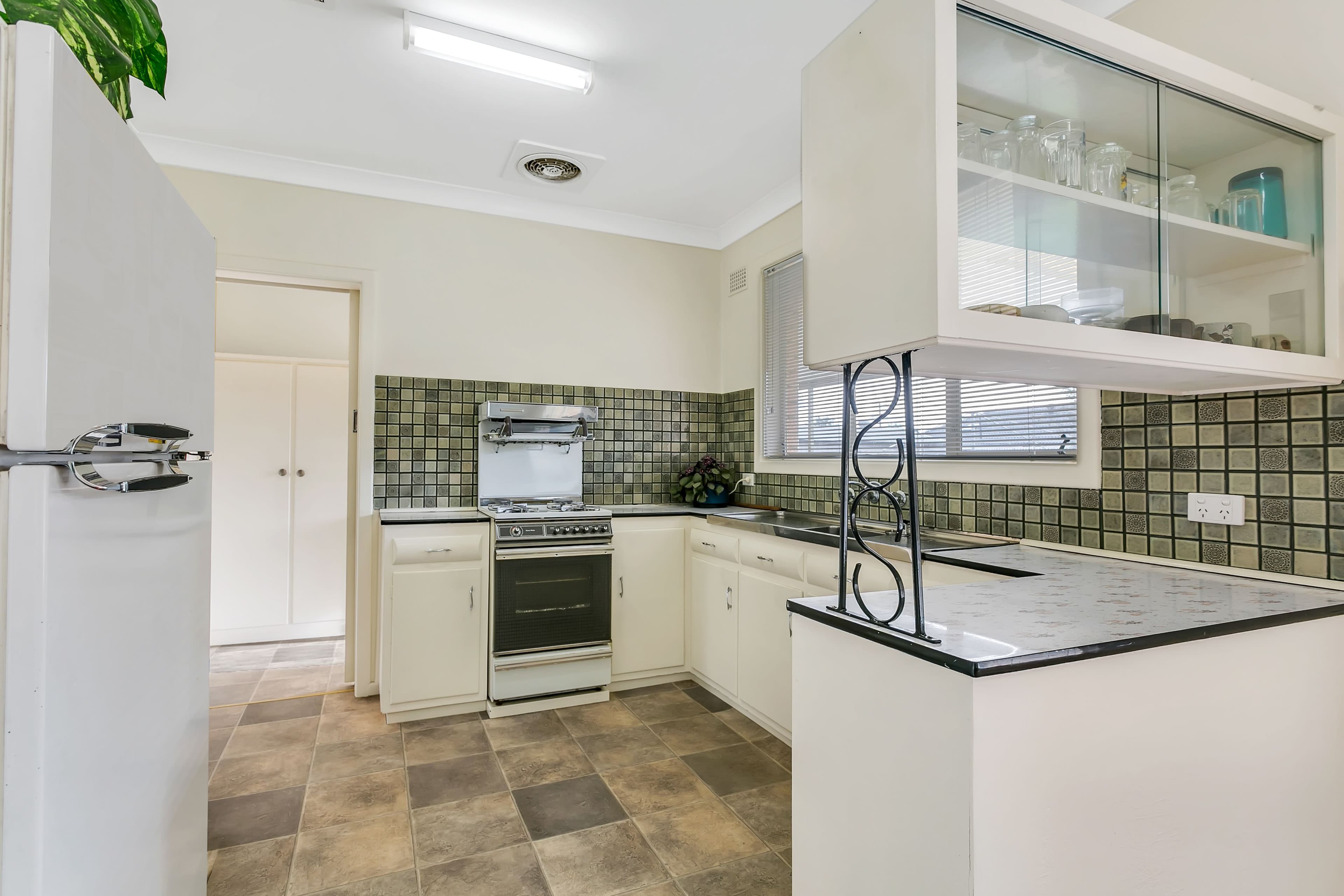 16 Bunburra Street, Para Hills West SA 5096, Para Hills West - Thumbnail 4