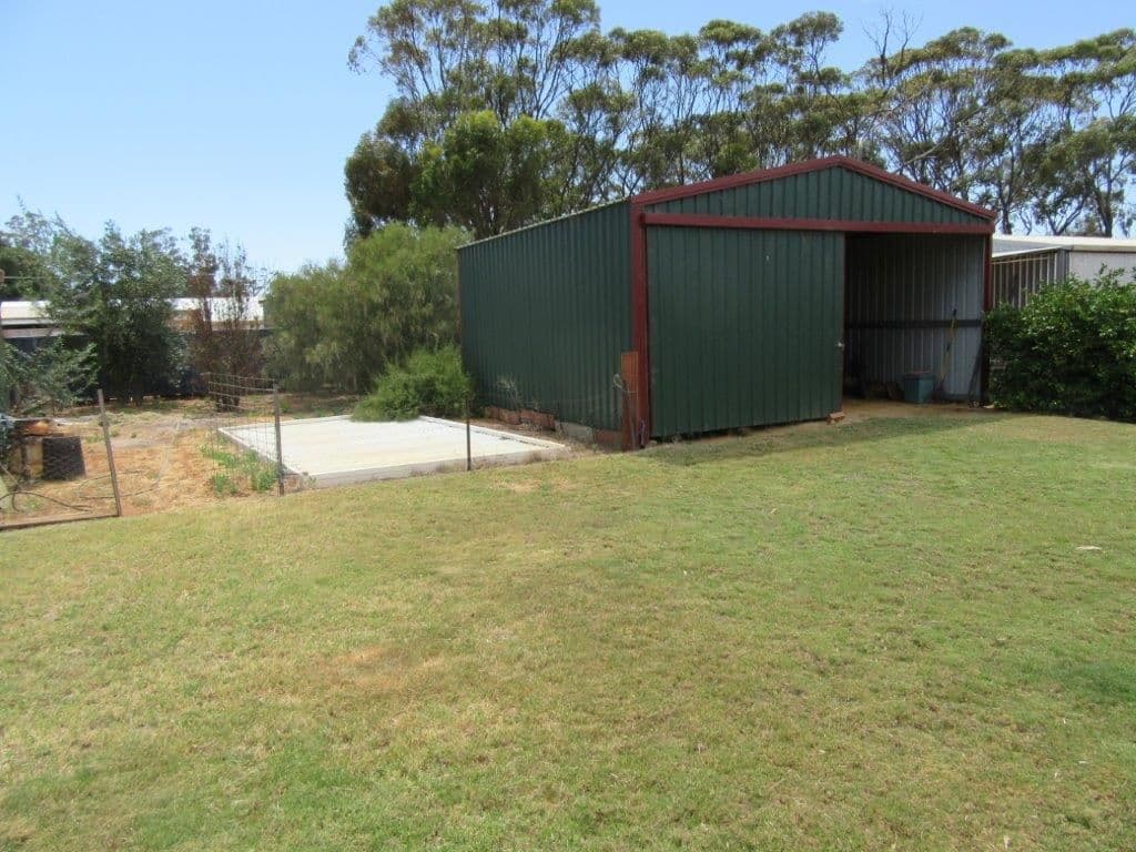 45 Mayrhofer Street, Three Springs WA 6519, Three Springs - Thumbnail 2