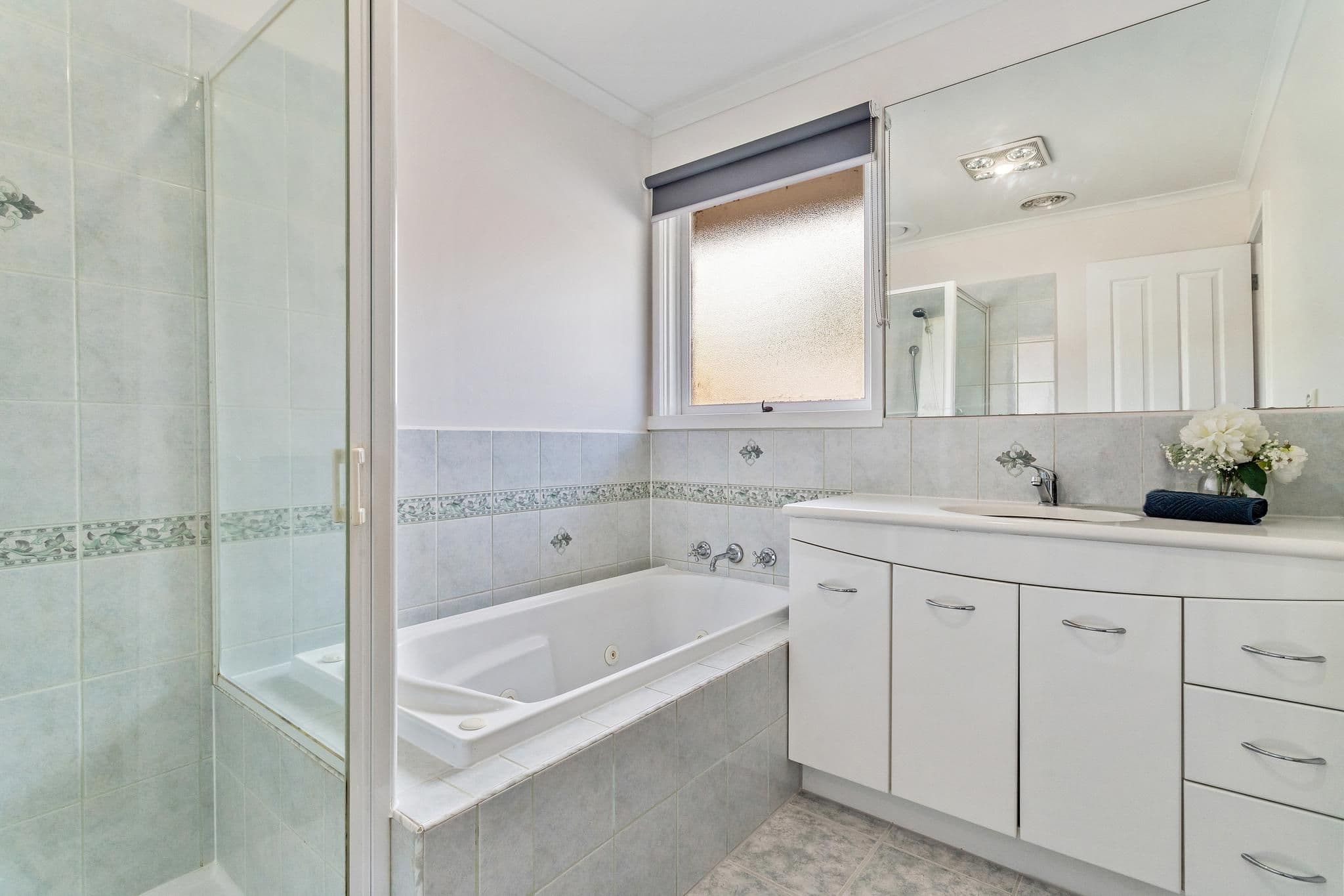 32 Batterbee Drive, Mooroolbark VIC 3138, Mooroolbark - Thumbnail 6