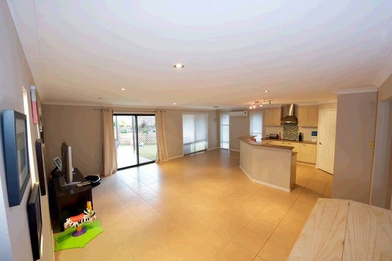 12 Links Crescent, JOYNER QLD 4500, Joyner - Thumbnail 5