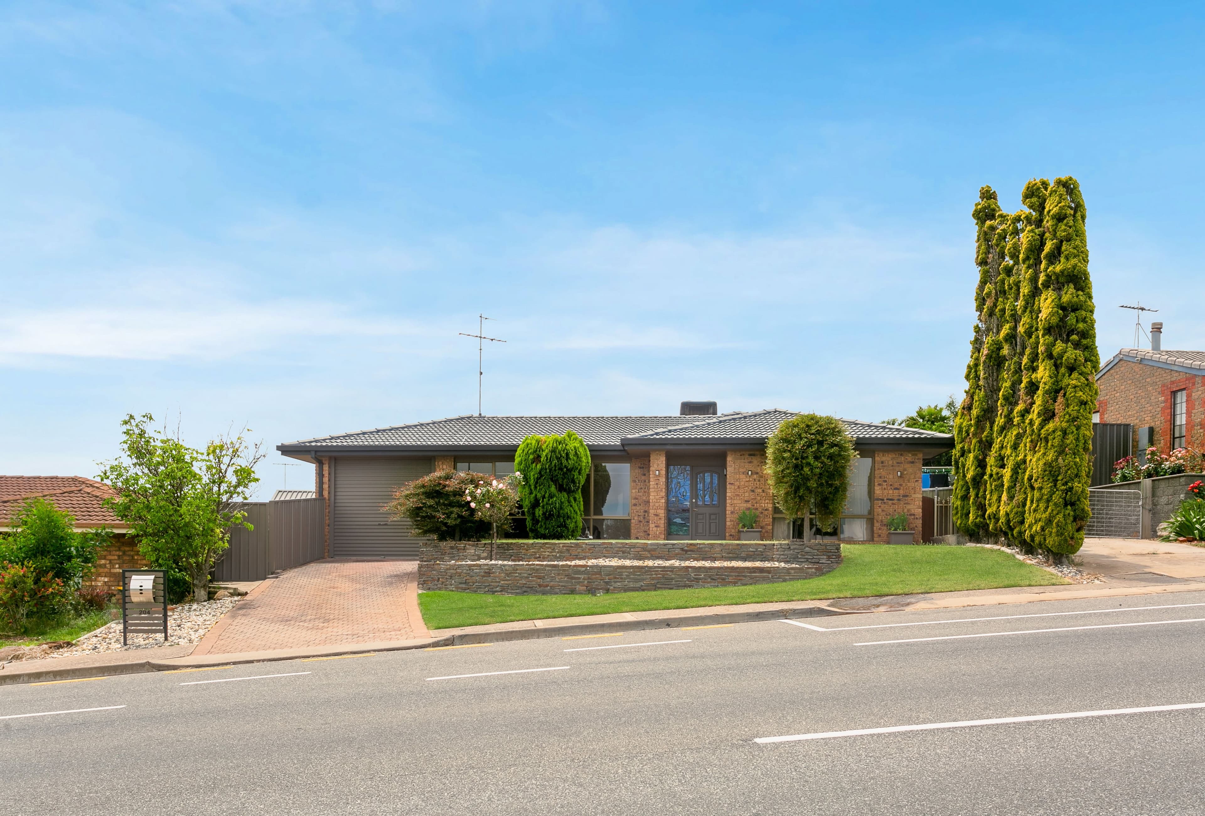 204 Perry Barr Road, Hallett Cove SA 5158, Hallett Cove - Image 1